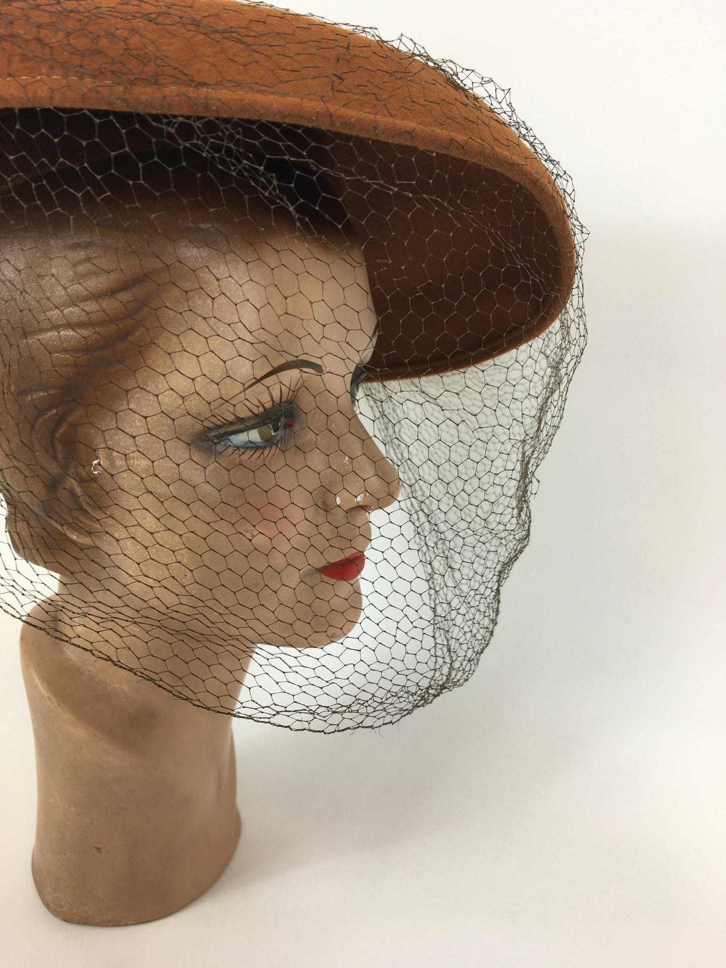 Original SENSATIONAL 1940’s Cinnamon Platter Hat - With Bow and Veiling Detailing