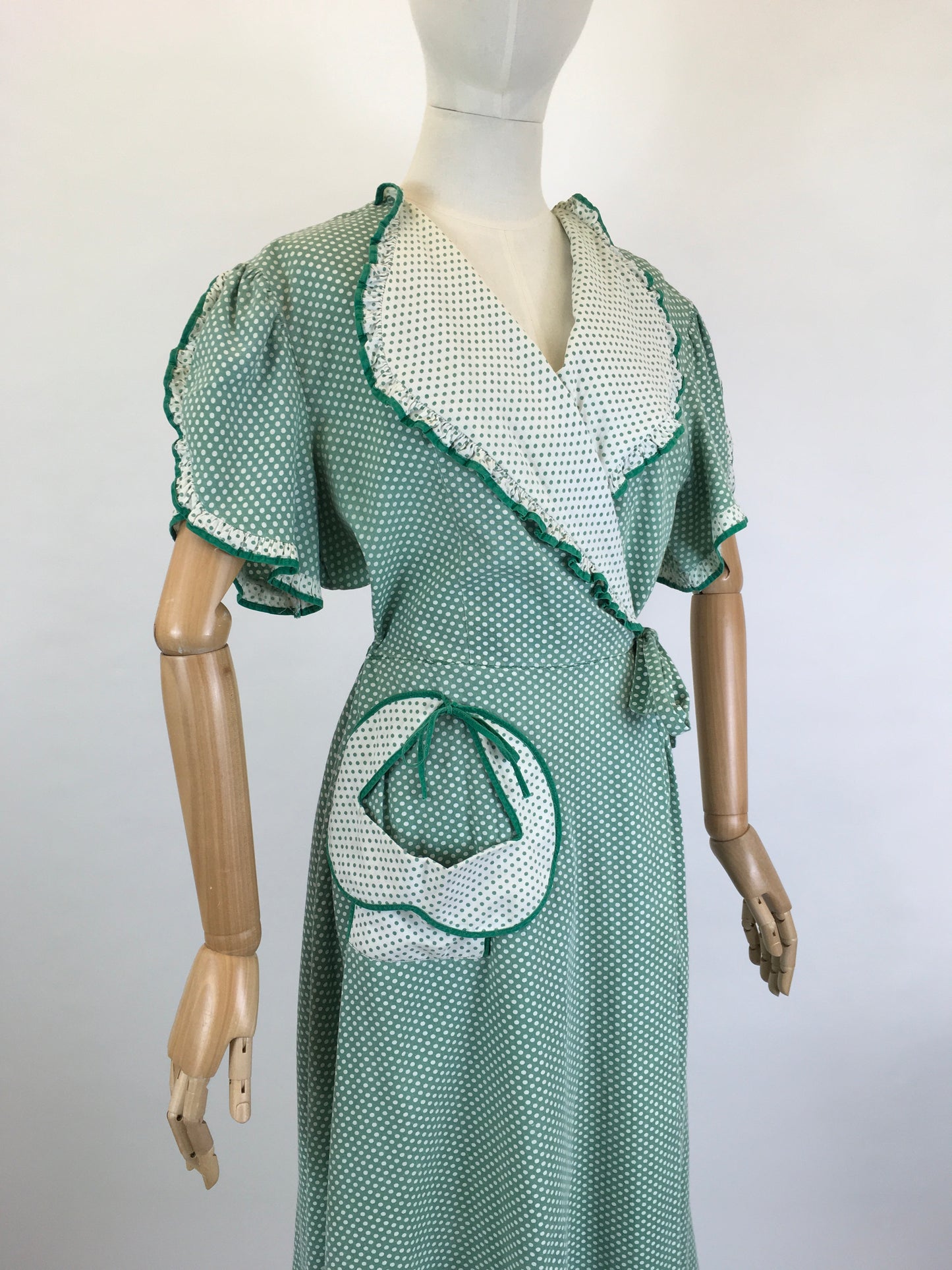 Original 1940’s SENSATIONAL Wrap House Dress - In A Fabulous Green & White Polka Dot