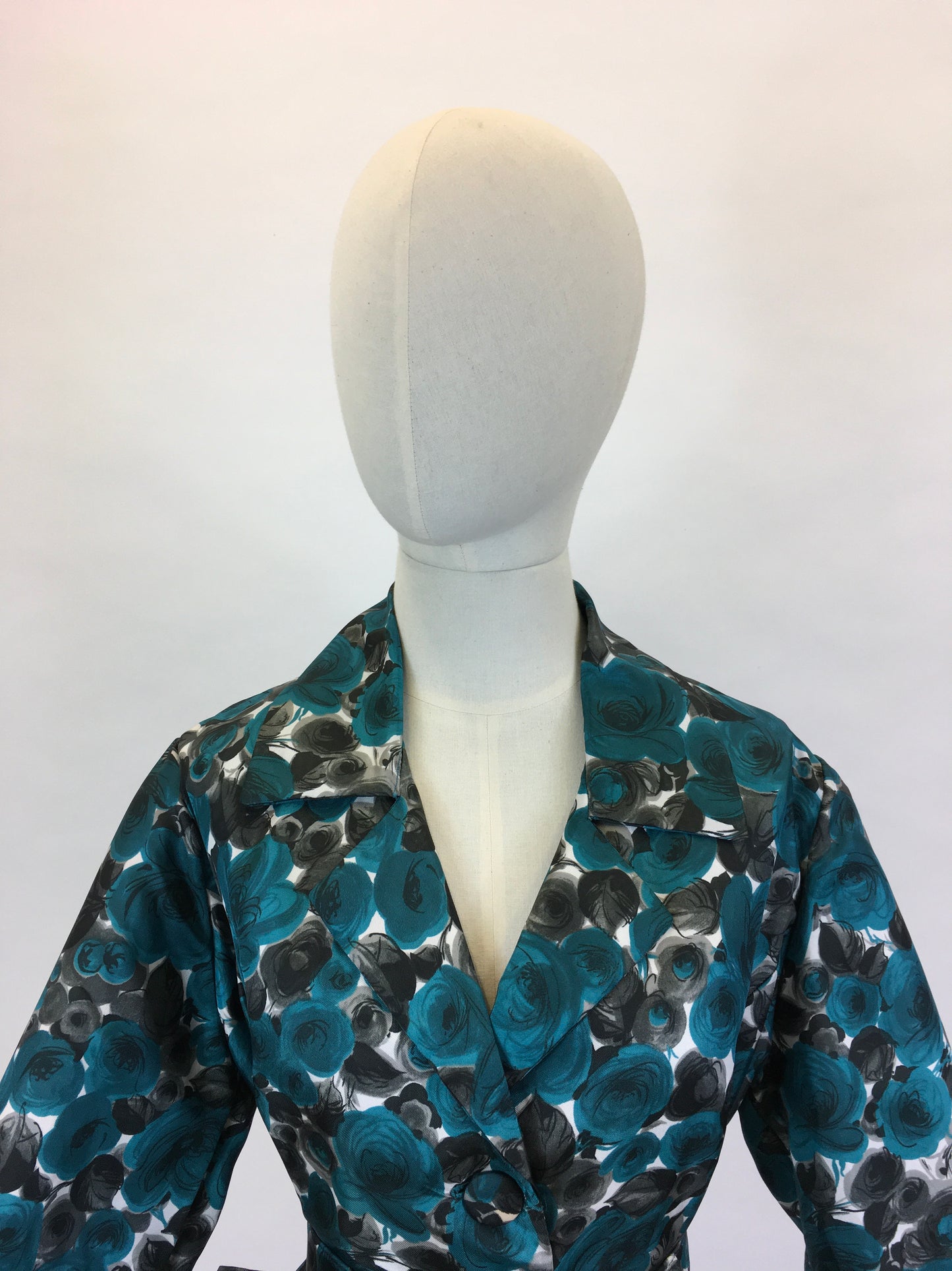 Original 1950’s Floral Jacket & Belt Set - In A Bright Turquoise, White and Charcoal