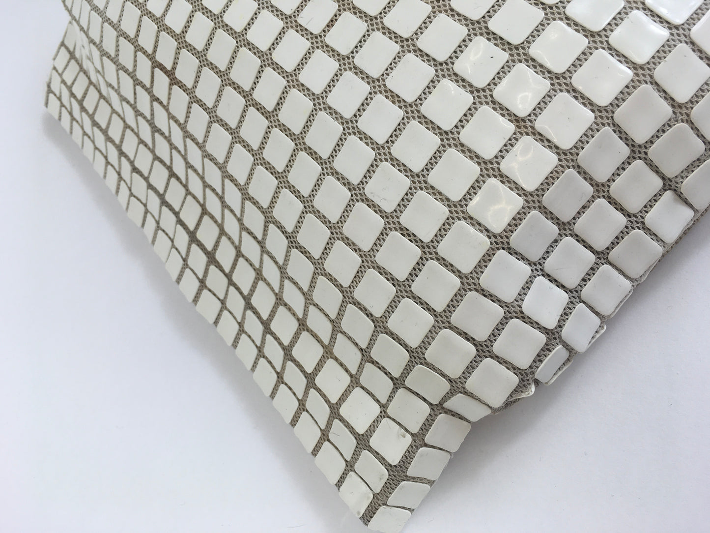 Original Late 1940’s Early 1950’s White Tiled Clutch Handbag - With Magnetic Strip Closure