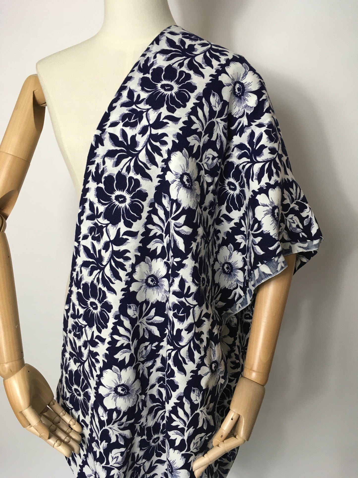 Original 1940’s Moygoshal Linen Dress Fabric - Suspected CC41 due to iconic floral Design - 3.5m