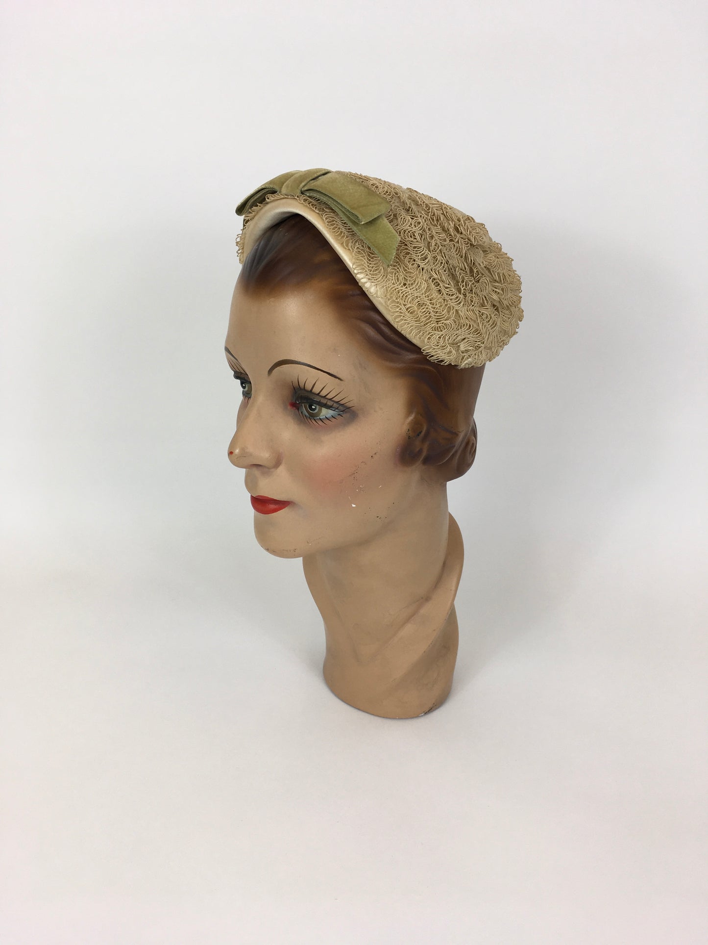 Original 1950’s Darling Headpiece - In A Soft Straw Colour with Contrast Rich Green Velvet Bow Detailing