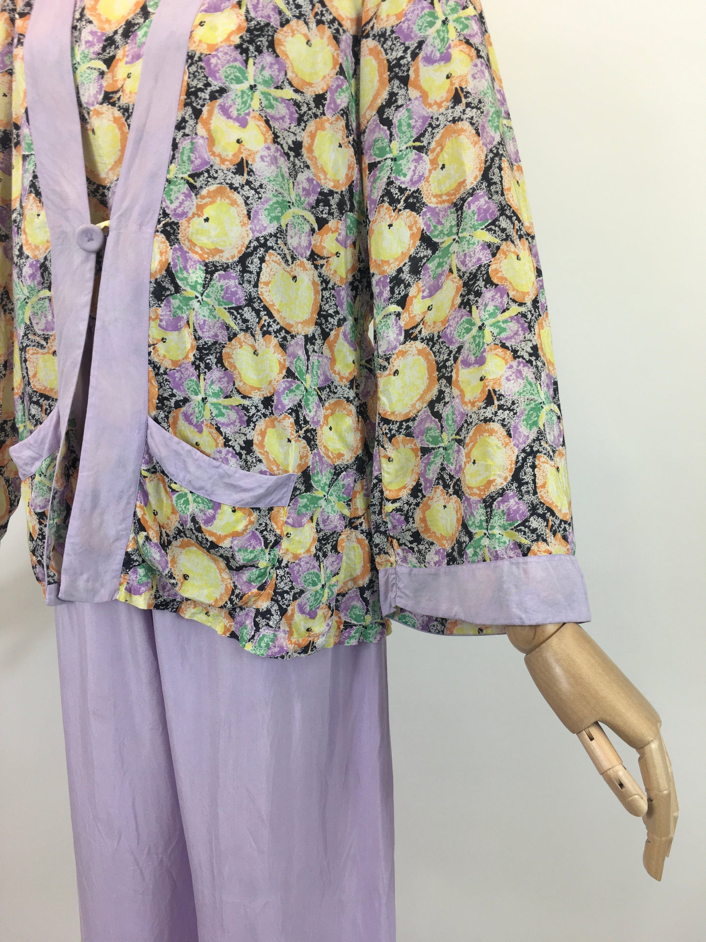 Original 1930’s Sublime 3pc Beach Pyjamas Set - In Powdered Lilac & Fruit Print Silk