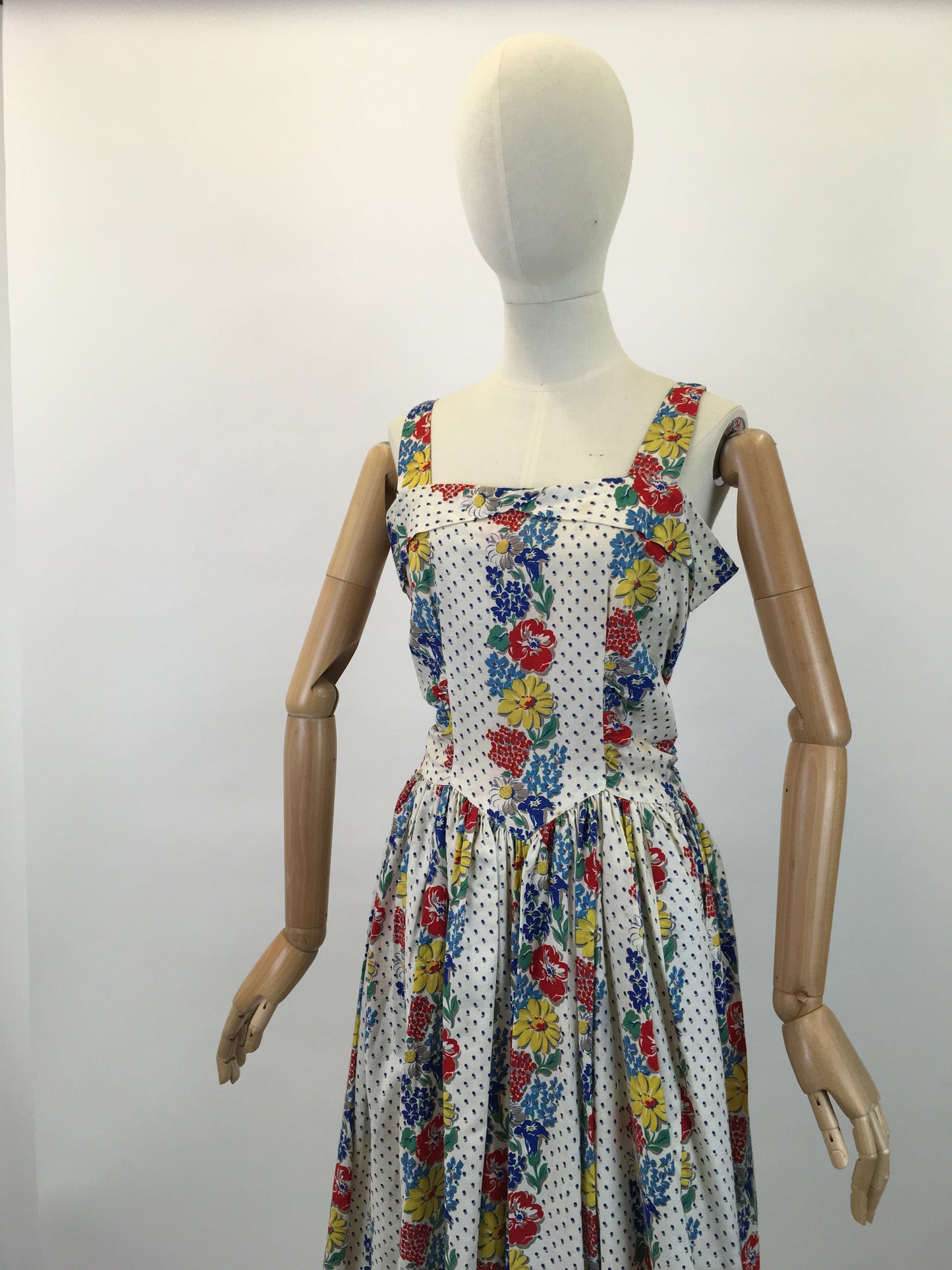 Original Stunning 1940's Sundress & Bolero - In A Bright Summer Floral Print Cotton