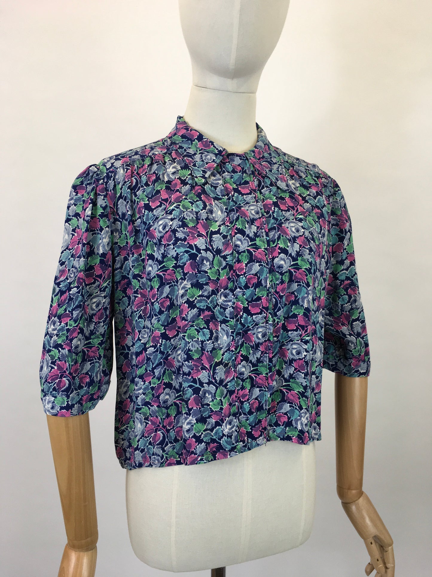 Original 1940’s Beautiful Crepe Over Jacket / Blouse - In A Warm Frosted Berry Colour Pallet