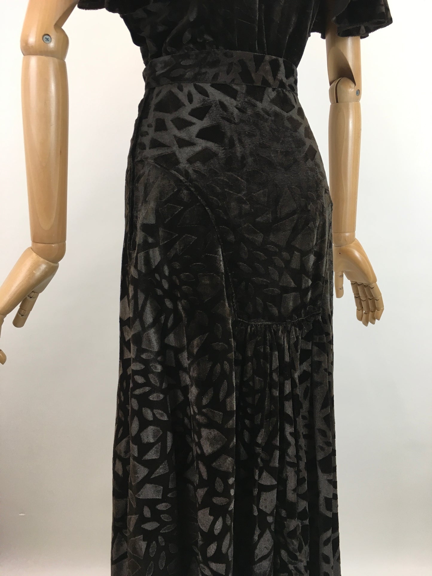 Original 1930's Sensational Evening Gown - In A Rich Dark Chocolate Devore