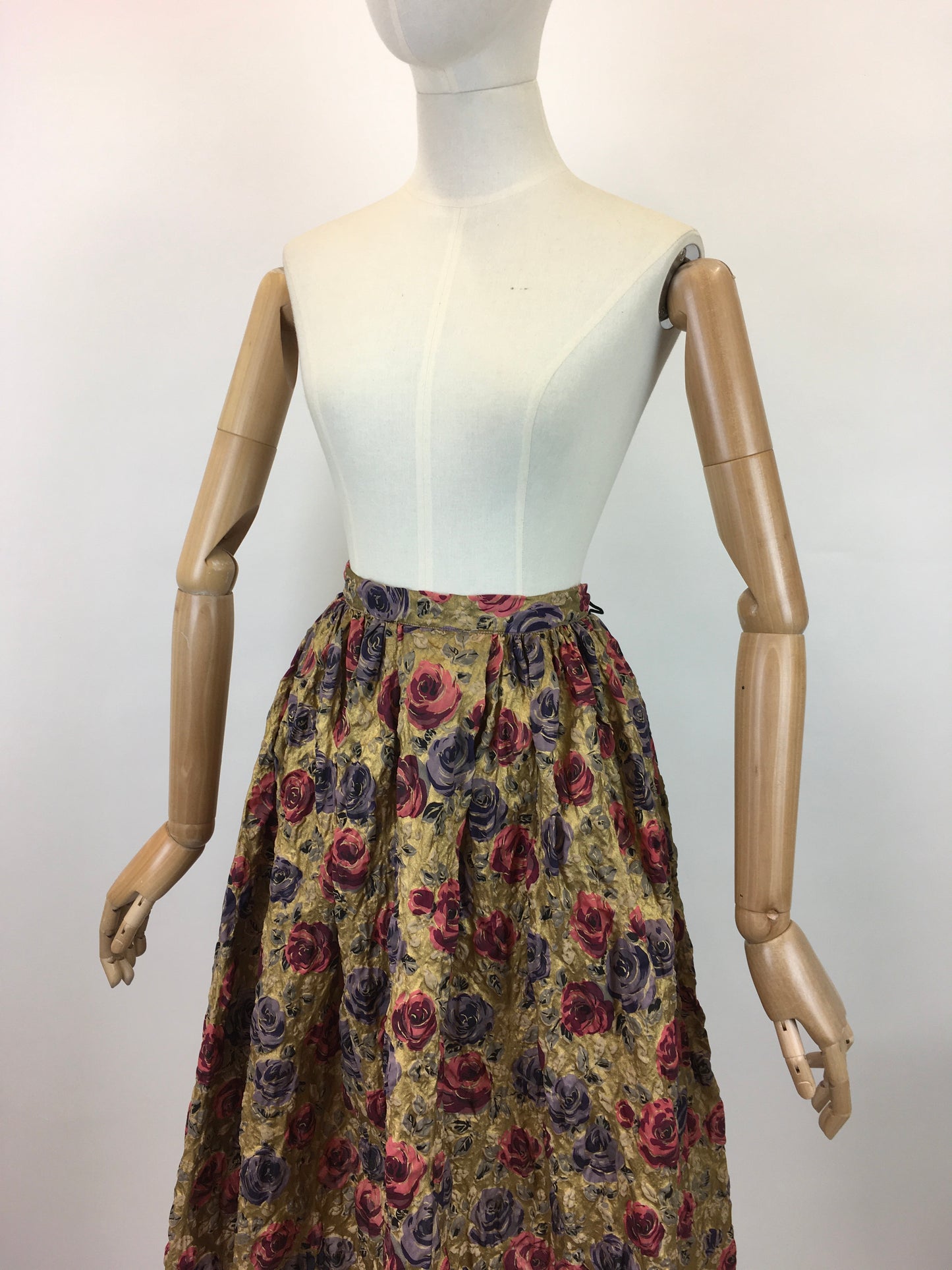 Original 1950’s FABULOUS ‘ Jayne Colton ltd ‘ Skirt - In Rich Gold, Warm Berries & Purples