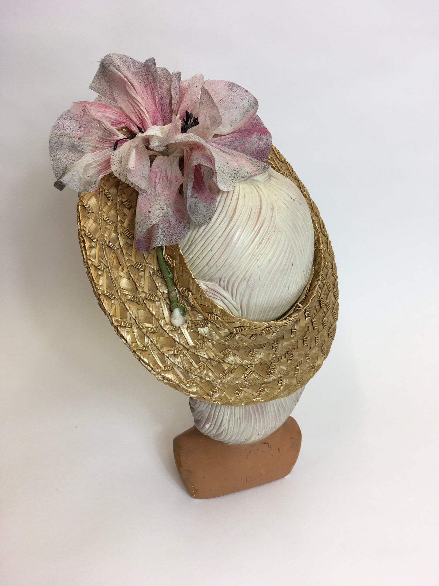 Original 1940’s Summer Open Crown Straw Hat - With Original Floral Adornment