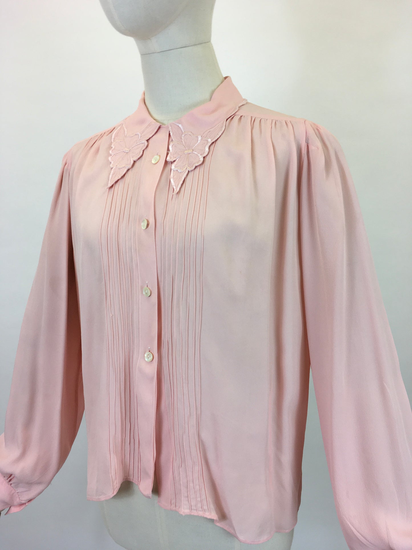 Original 1940’s Utility CC41 Crepe Blouse - In A Beautiful Soft Powder Pink