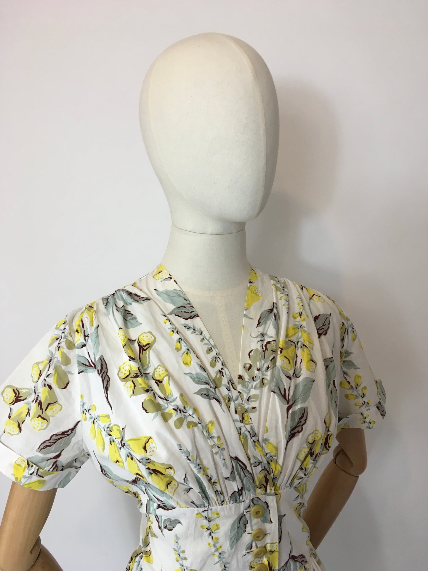 Original 1950s Floral Day Dress - In the Most Beautiful Colour Palette of Buttery Yellows and Mint Greens