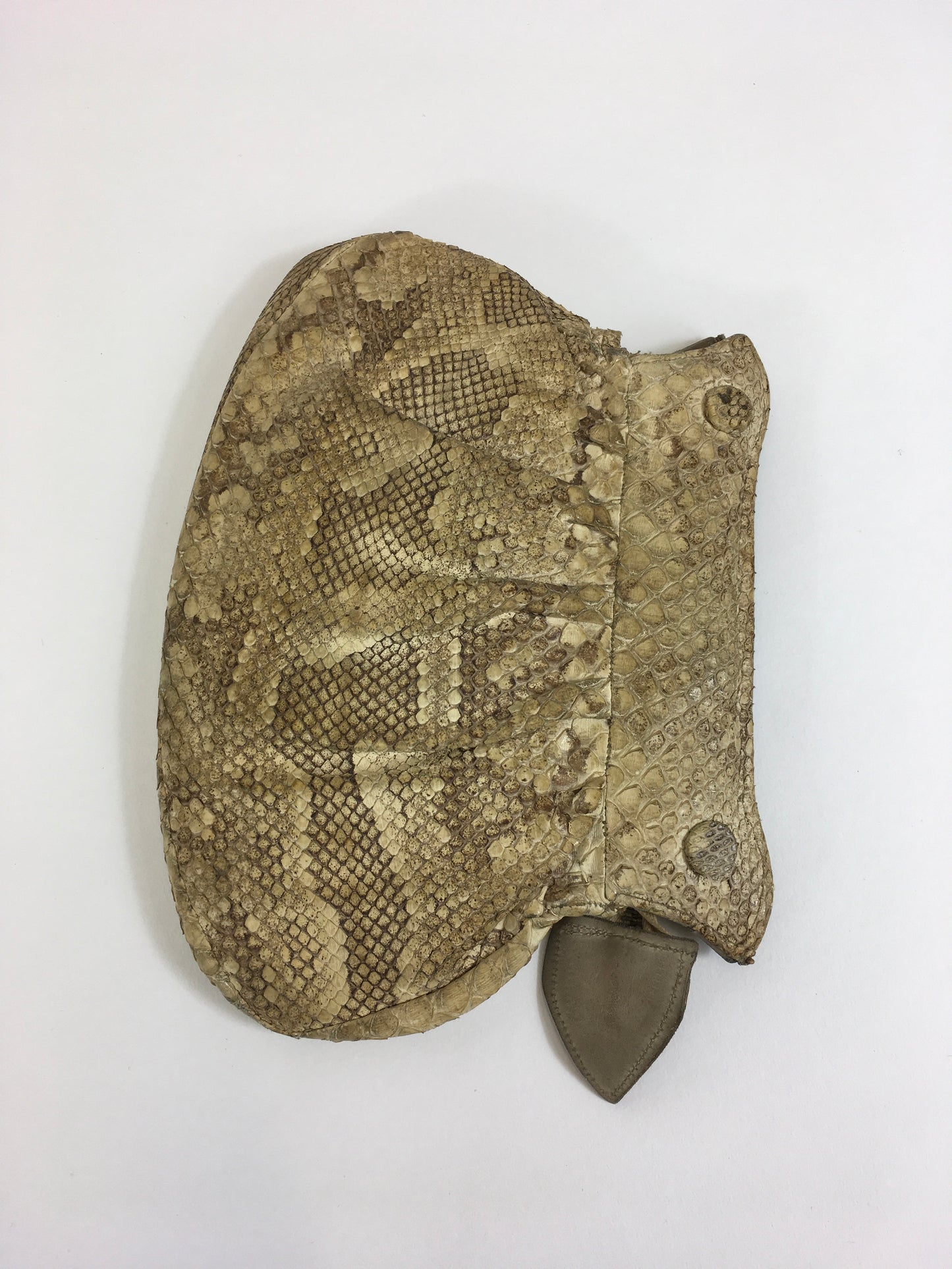 Original 1930’s Beautiful Skin Clutch Handbag - In A Fabulous Deco Shape
