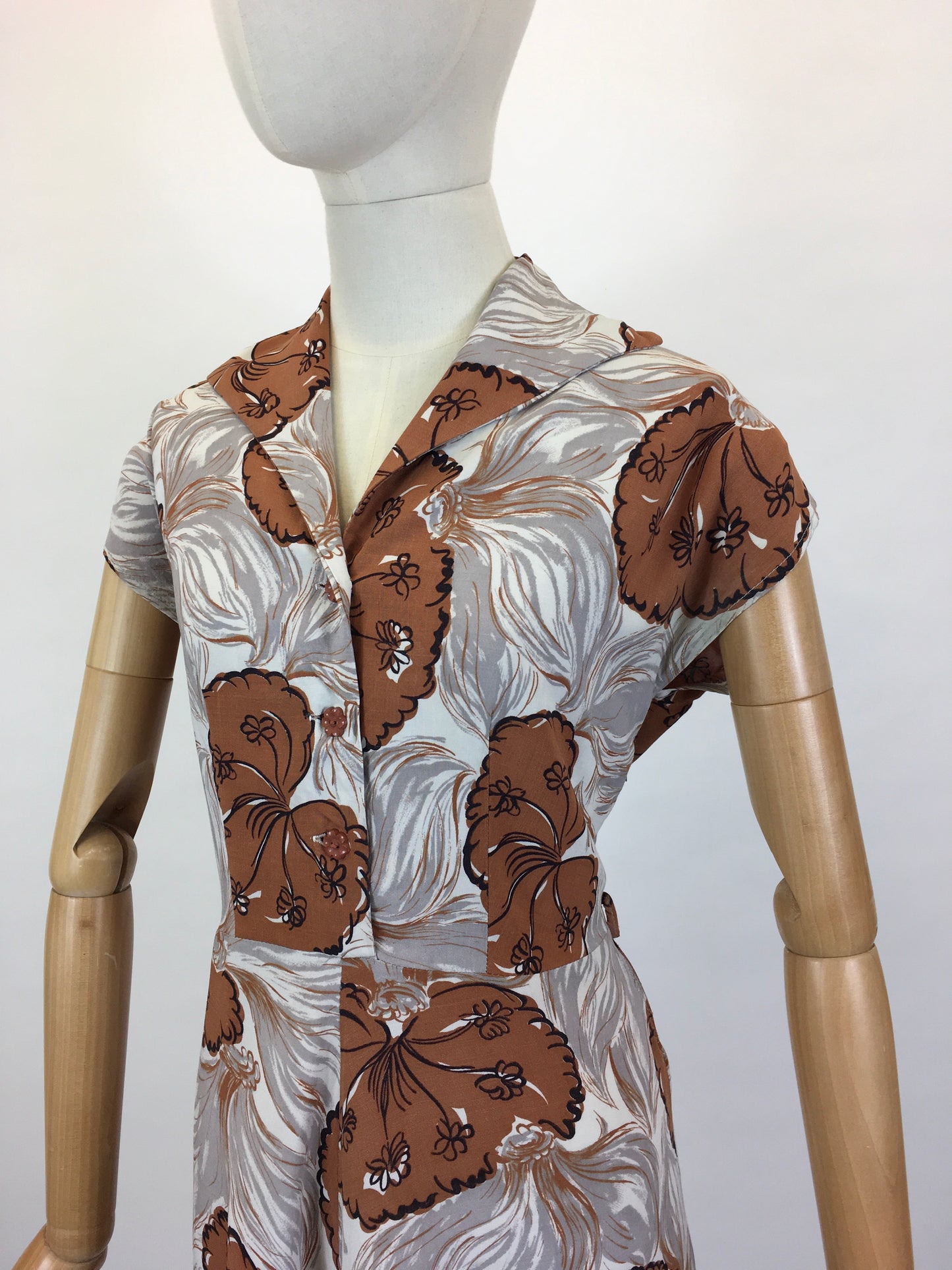 Original 1940’s Cotton Day Dress - In A Lovely Muted Colour Pallet