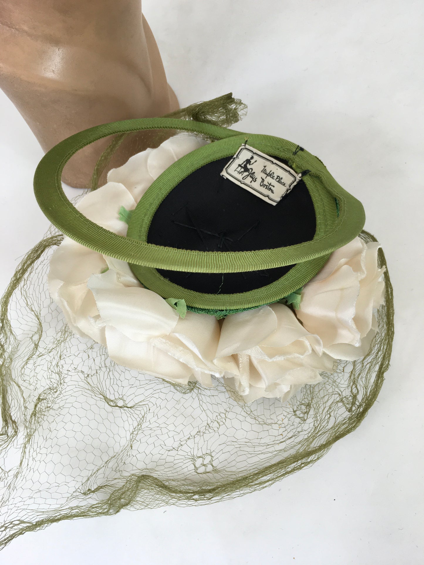 Original 1940's Darling Floral Topper Hat - In Pistachio and Ivory