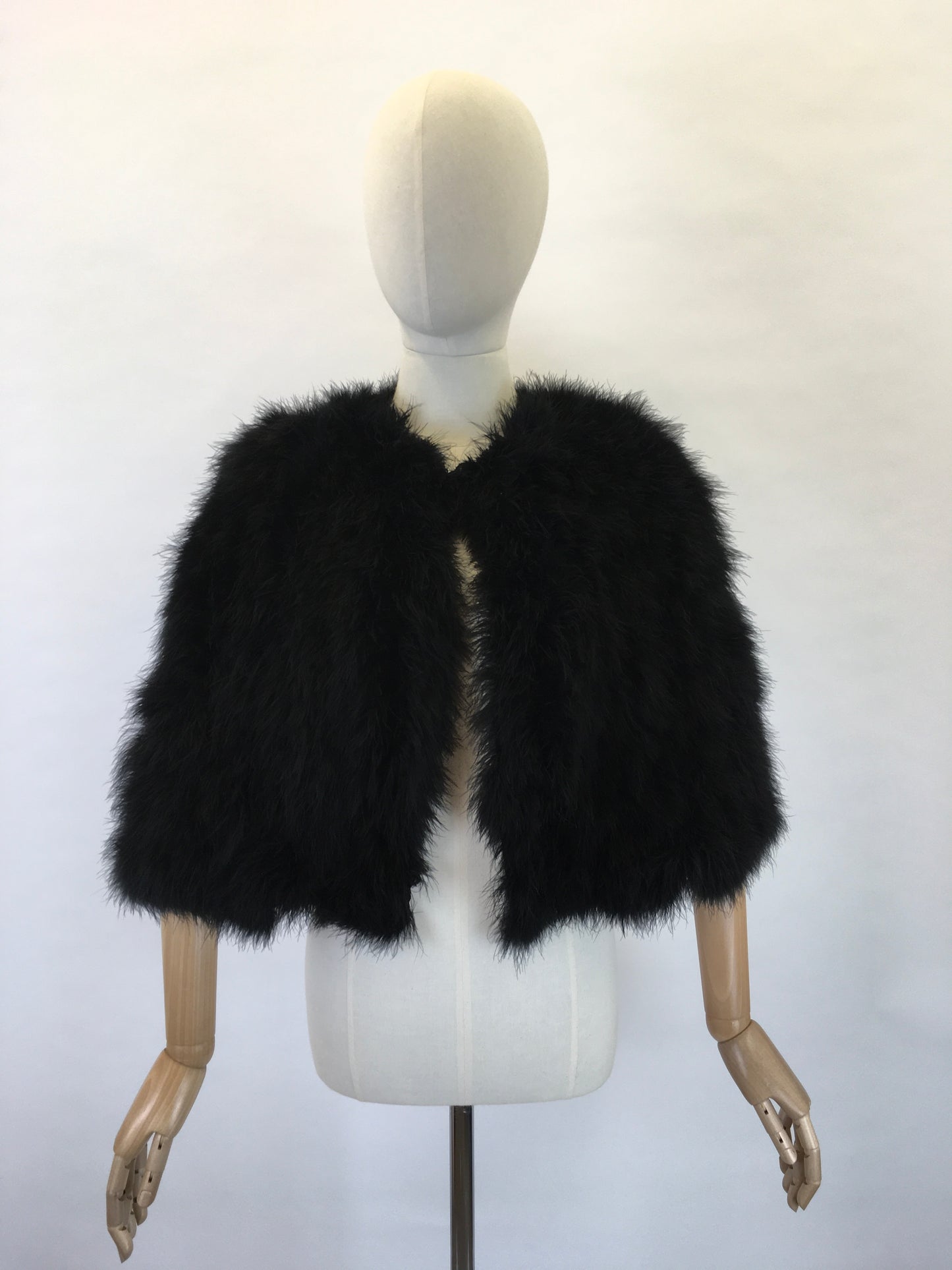 Original 1930s Black Marabou Feather Capelet - Made By ‘ Springfield Made In England ‘