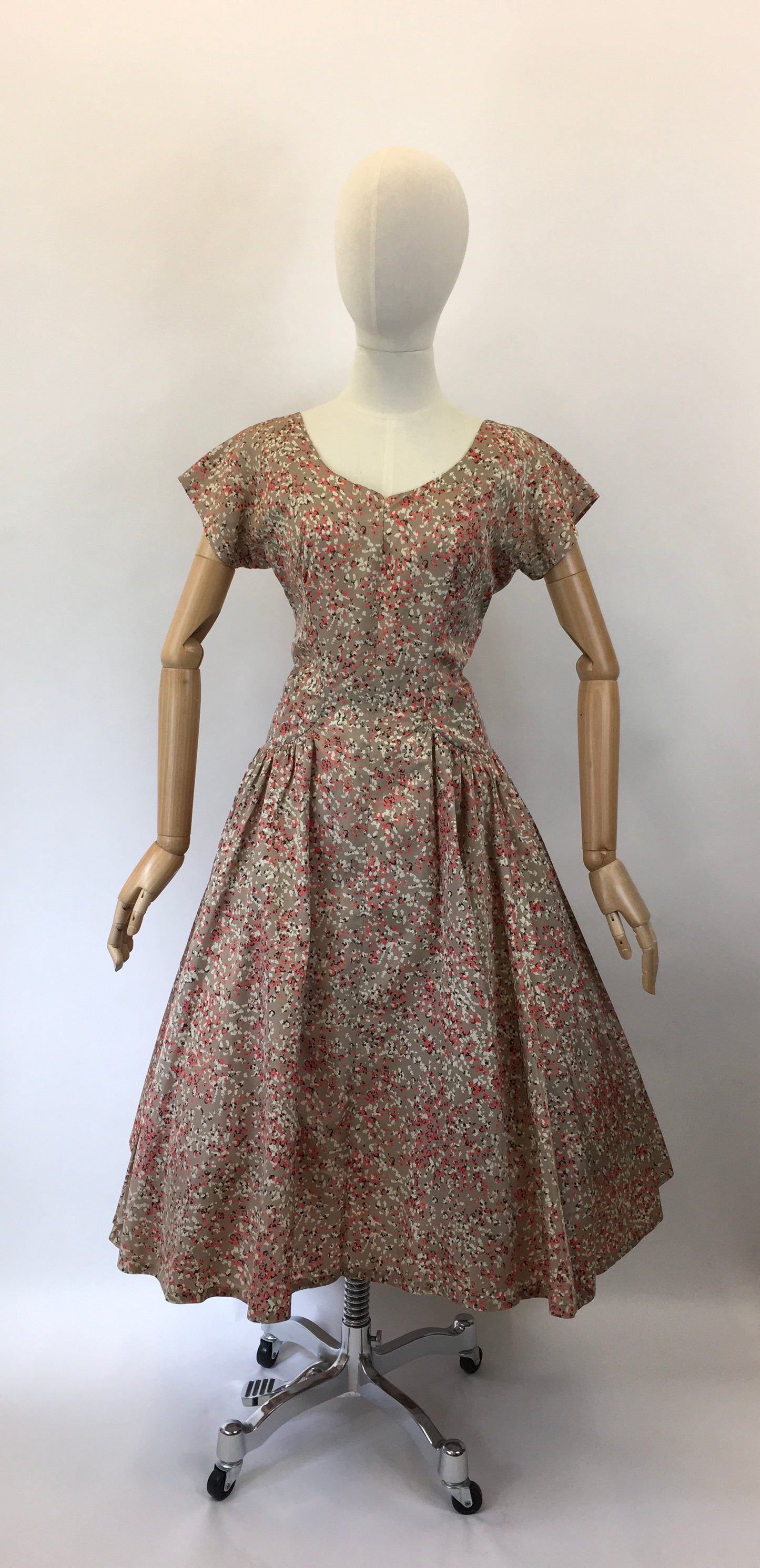 Original 1950’s Darling Evening Cocktail Dress - In A Beige, Fawn, Coral & Black Colourway