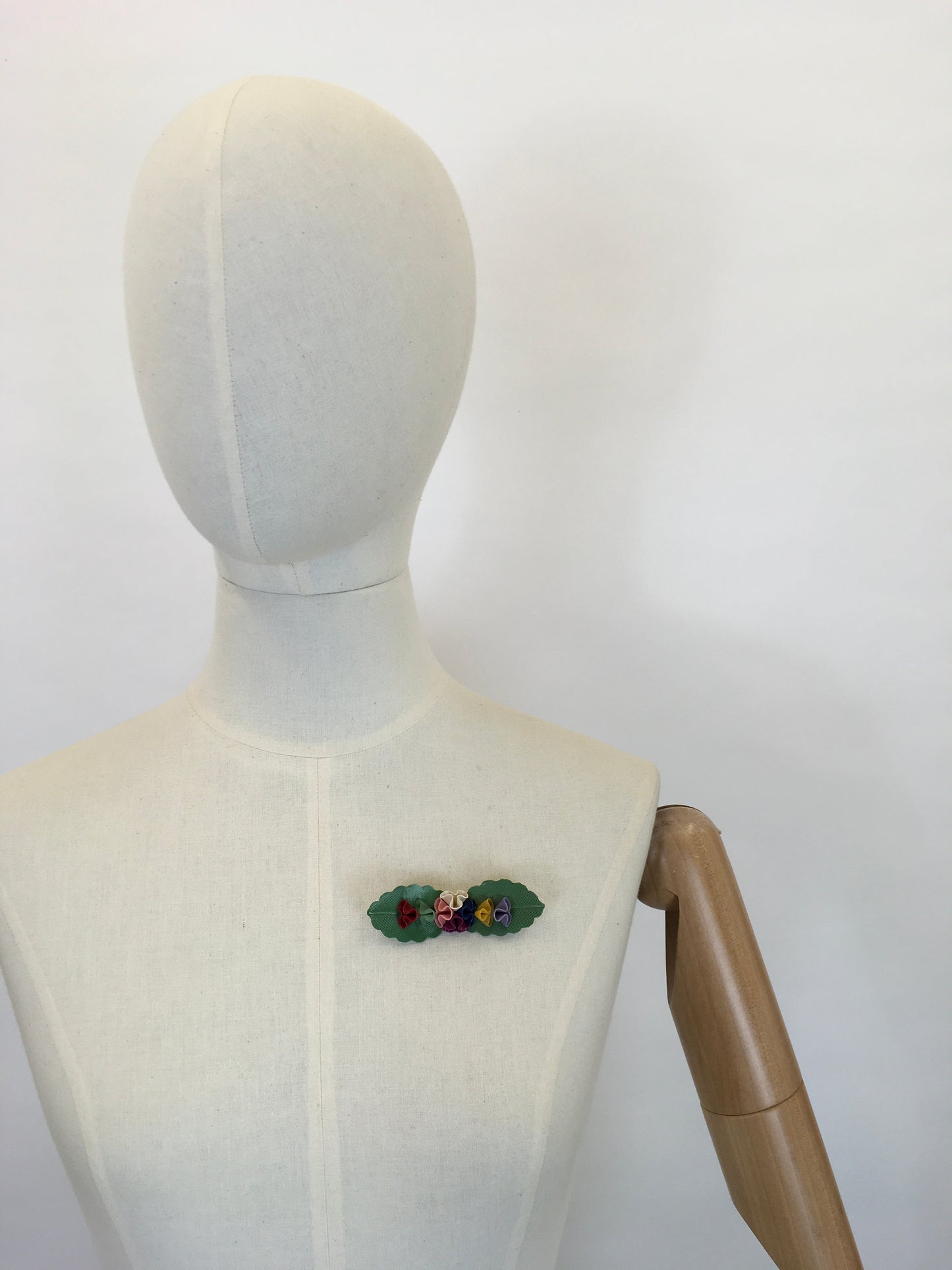 Original 1940’s Make do and Mend Early Plastic Brooch - War Time Pallet of An English Cottage Garden