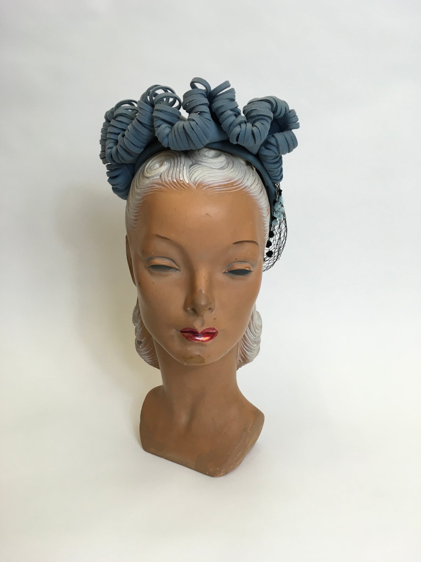 Original 1940’s Powder Blue American Hat - Stunning Halo Shape Front With Shaped Felt