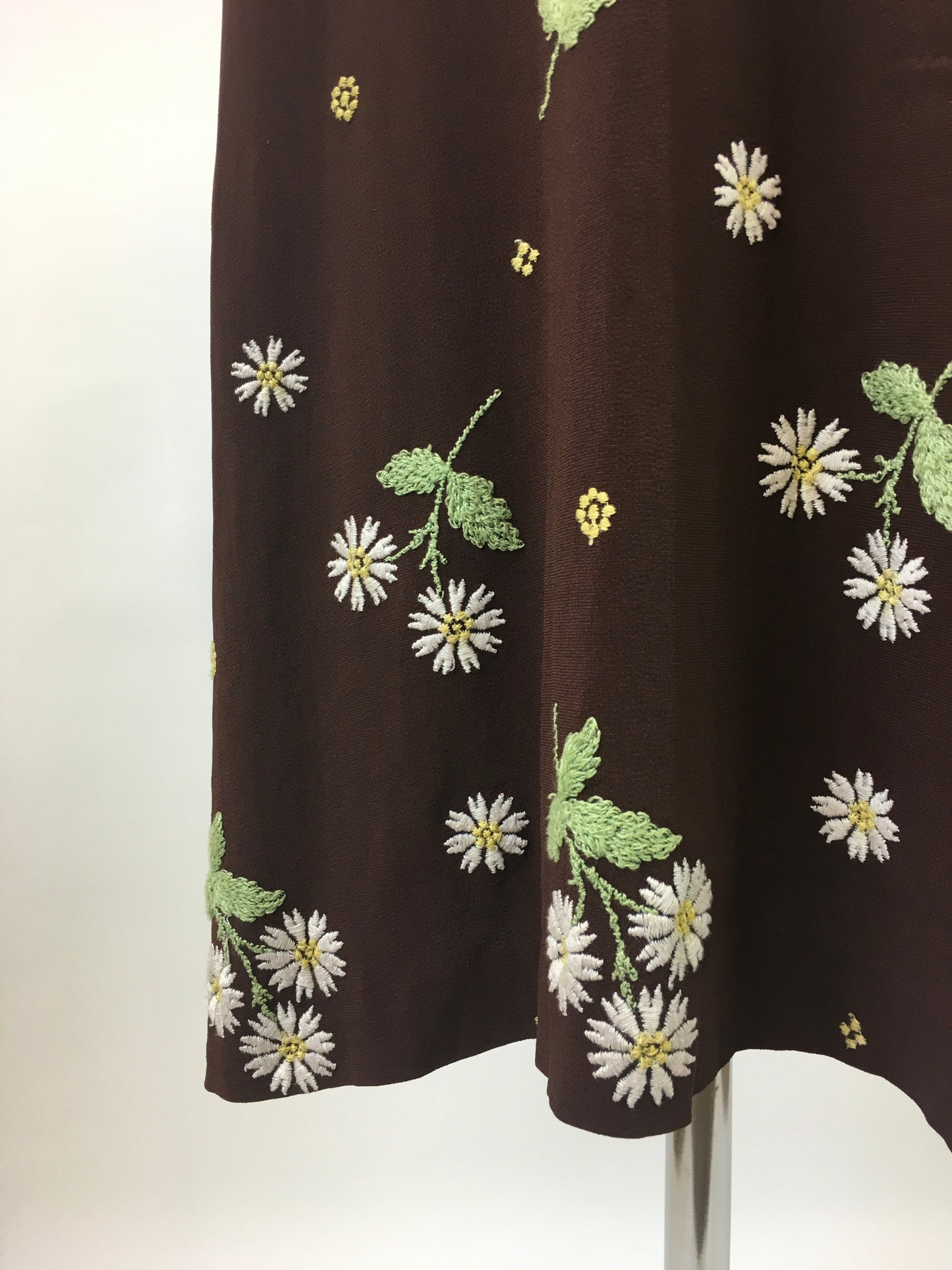 Original Sensational Late 1930's Early 1940's ' Princess Frocks' Dress - In Warm Brown & Embroidery In Yellow & Green