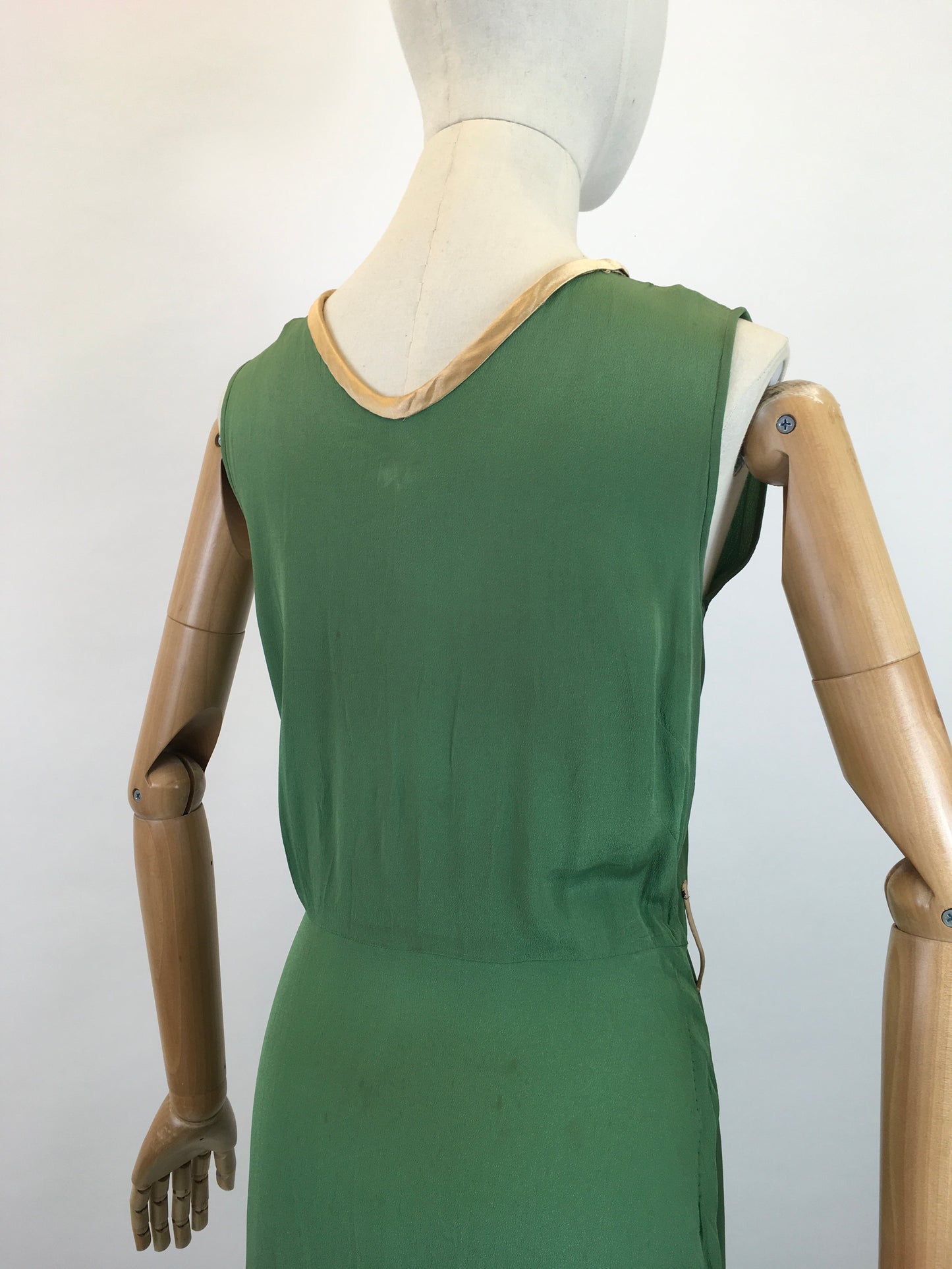 Original 1930's Darling Evening Dress - In Deco Green With Gold Trim