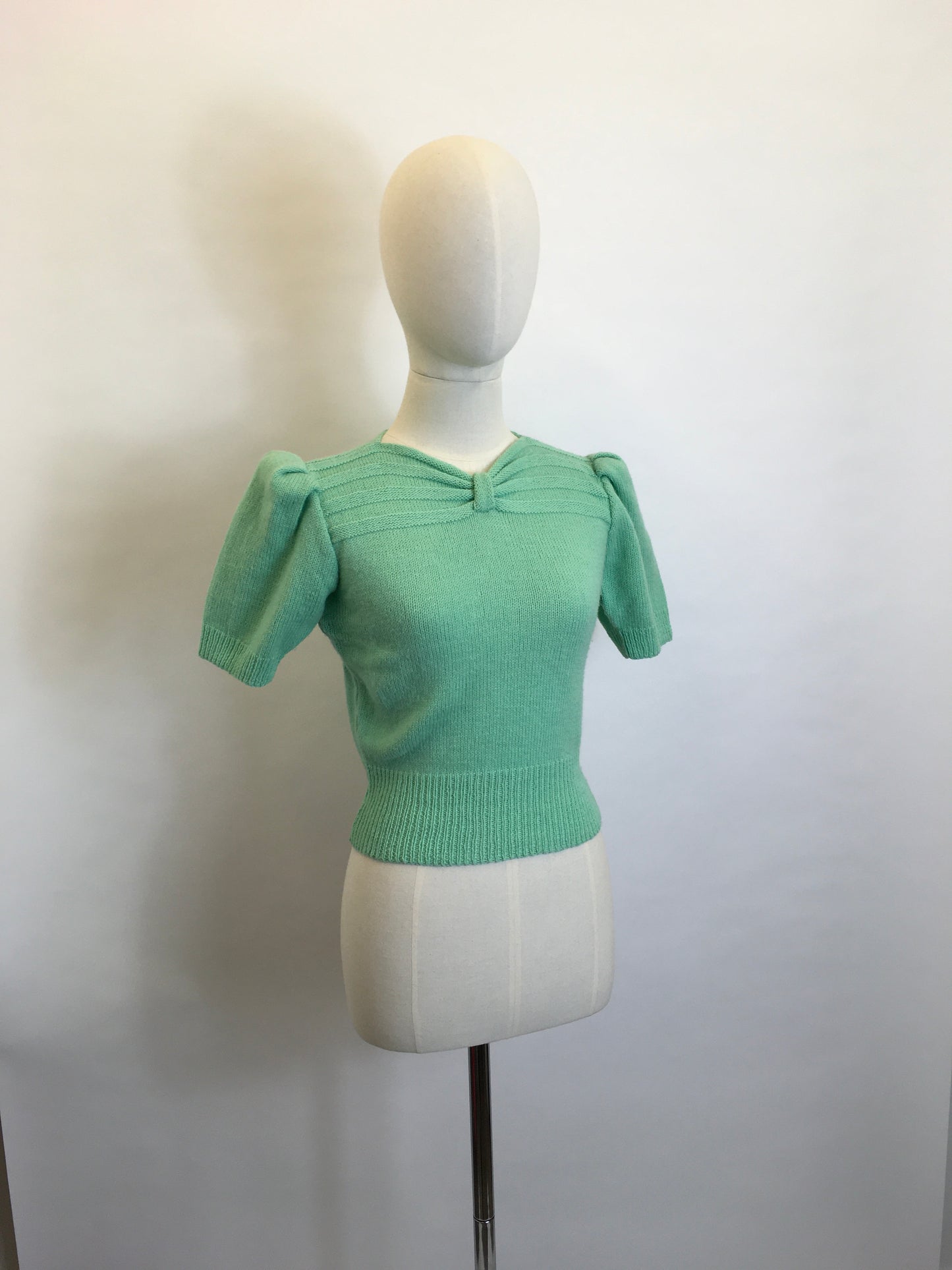 Knitting for Victory - Original 1940’s Pattern Reproduction Knitwear