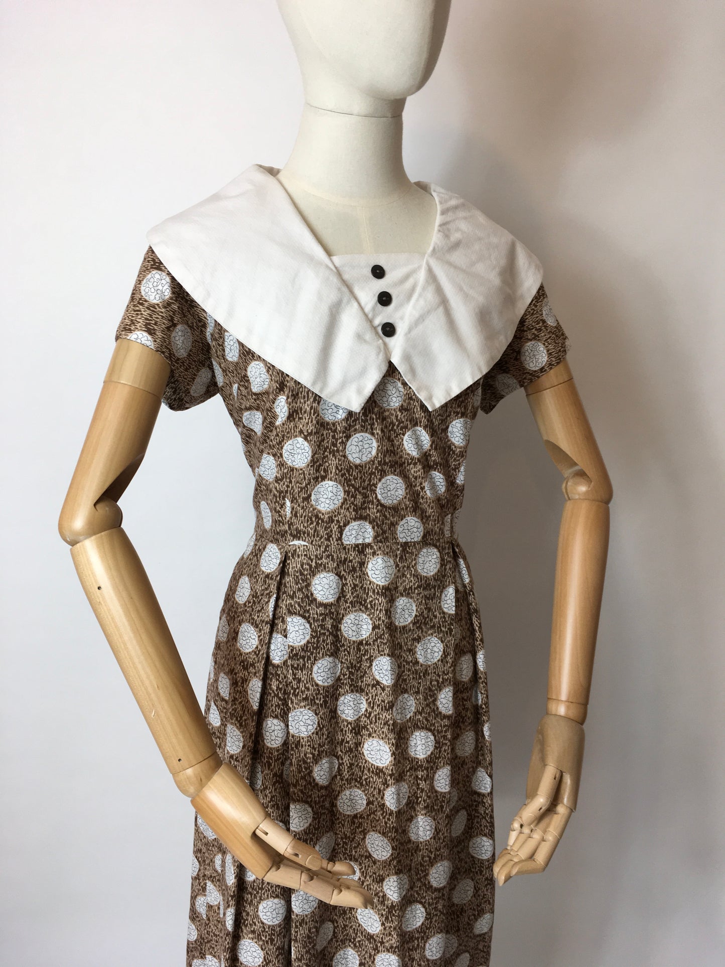Original 1950s Cotton Day Dress - Lovely Geometric Print in Browns, Beiges and Whites