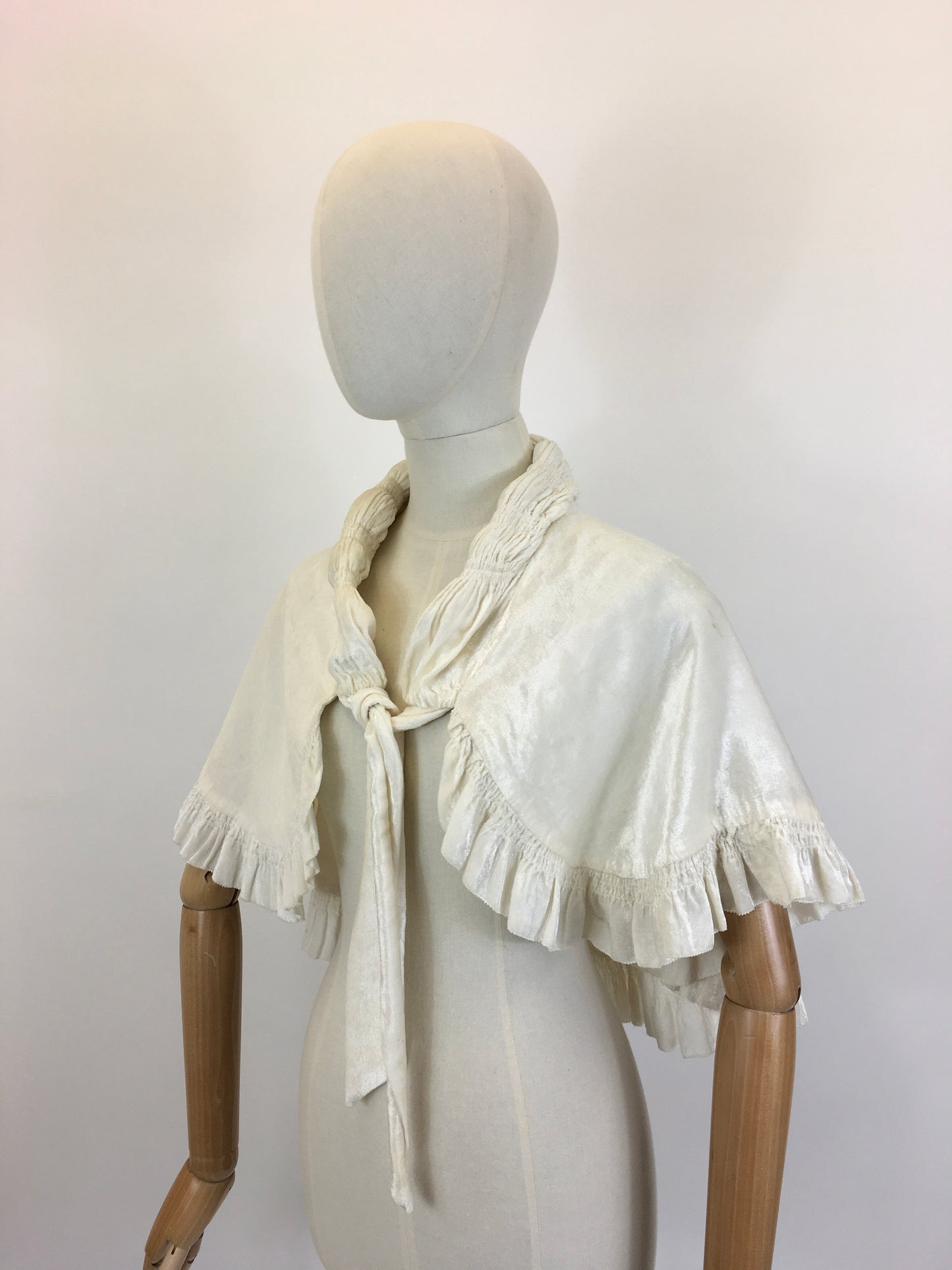 Original 1930’s Silk Velvet Caplet - In White With Exquisite Ruched Detailing