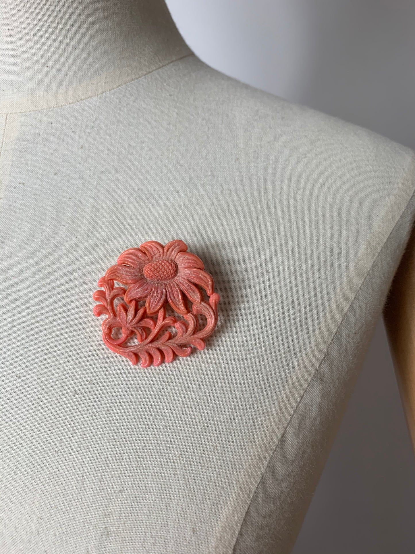 Original 1940’s Floral Brooch - In a lovely Soft Coral Colour