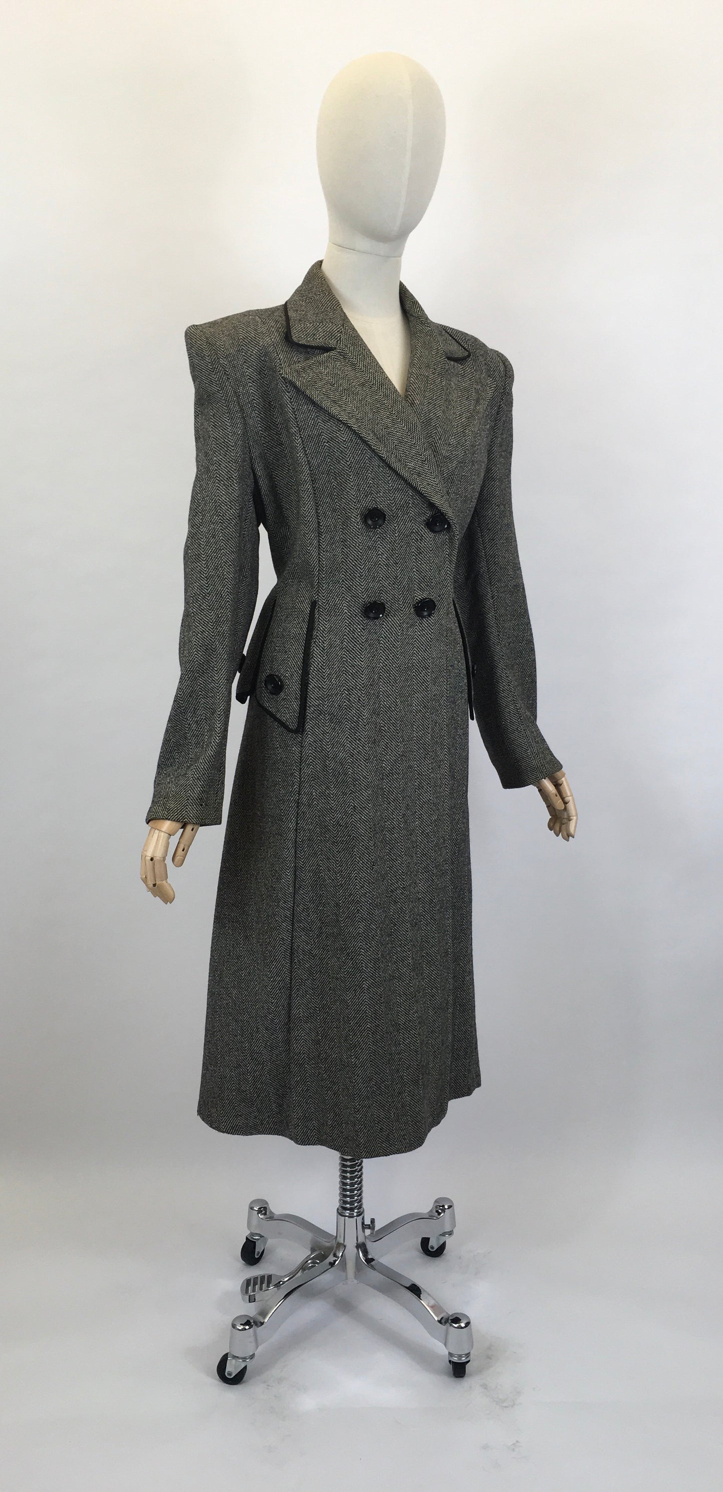 Original 1940’s SENSATIONAL Black Herringbone Tweed Woollen Coat - Made By ‘ Fredella Model ‘