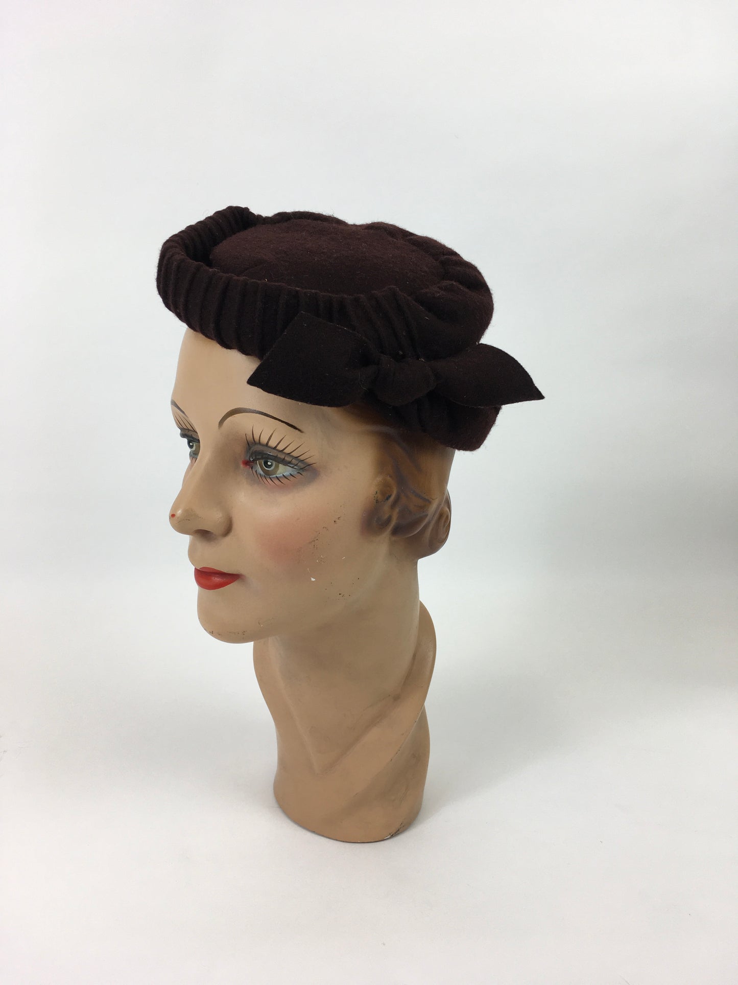 Original 1940’s Brown Felt Topper Hat - With Back Band and Bow Detailing