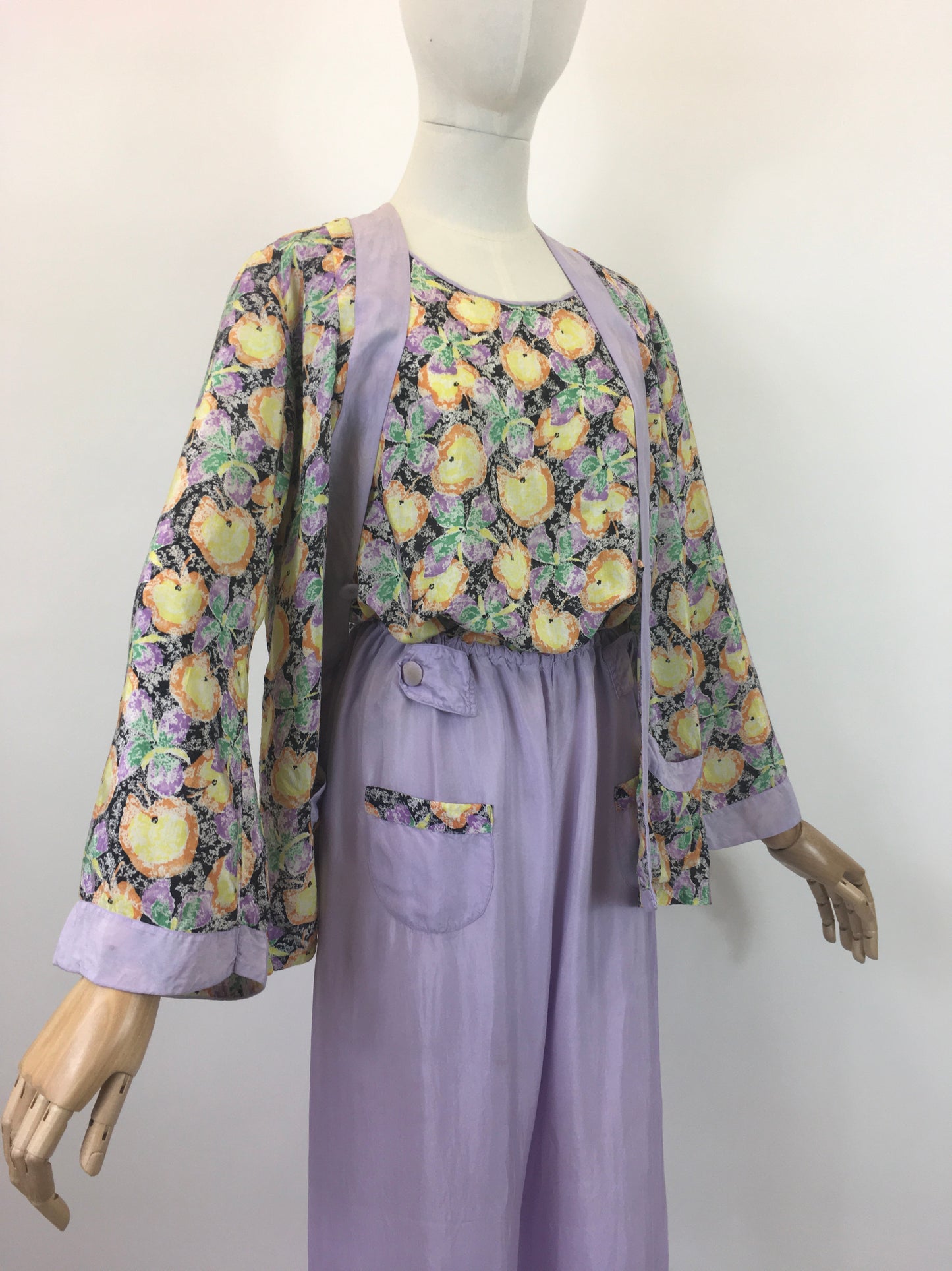 Original 1930’s Sublime 3pc Beach Pyjamas Set - In Powdered Lilac & Fruit Print Silk