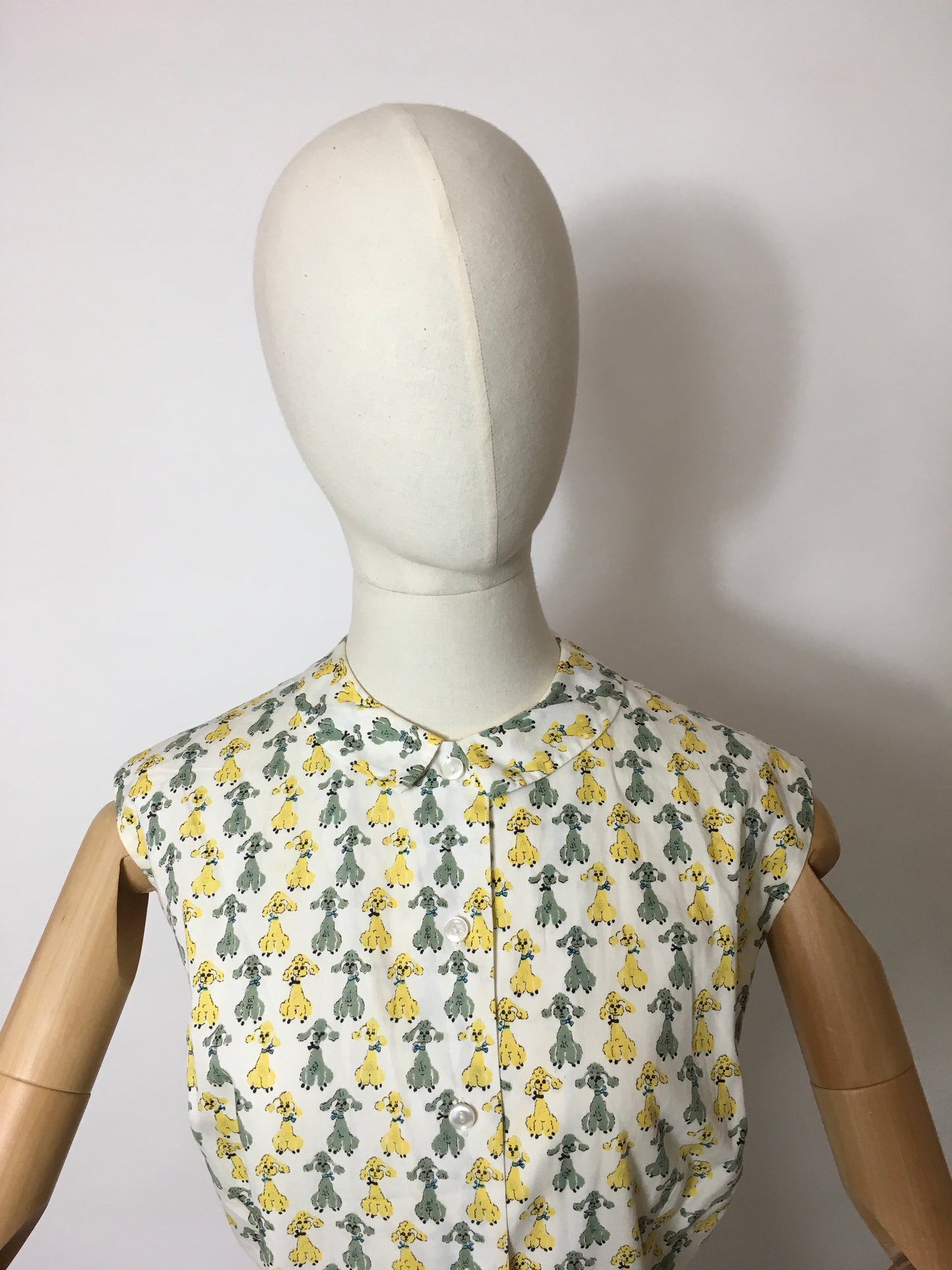 Original 1950s Cotton Day Blouse - In the Most Amazing Poodle Print and Yellow & Green Colour Combination