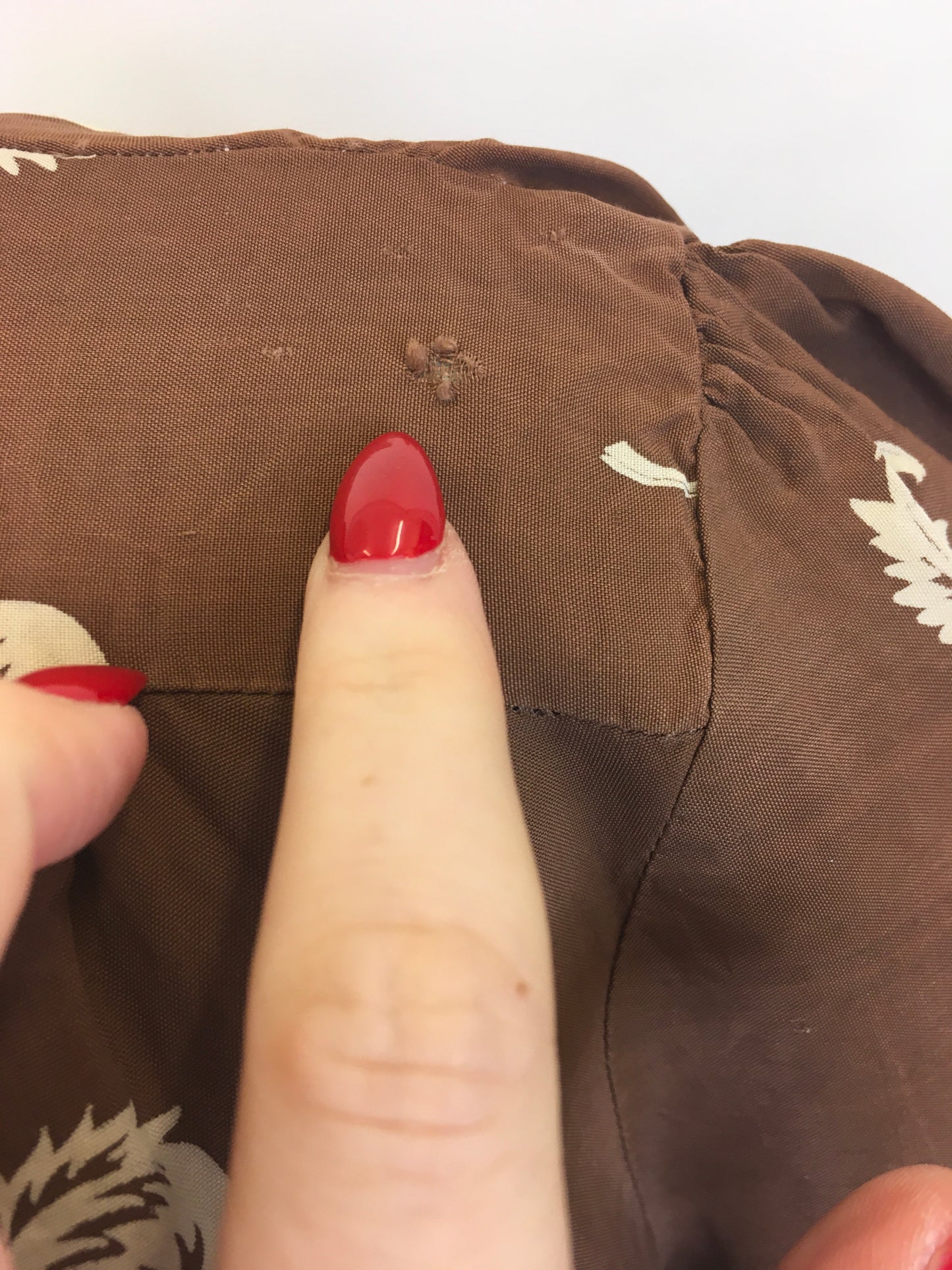 Original 1940’s AS IS Beautiful Rayon Blouse - In a Lovely Brown And White Feather Print