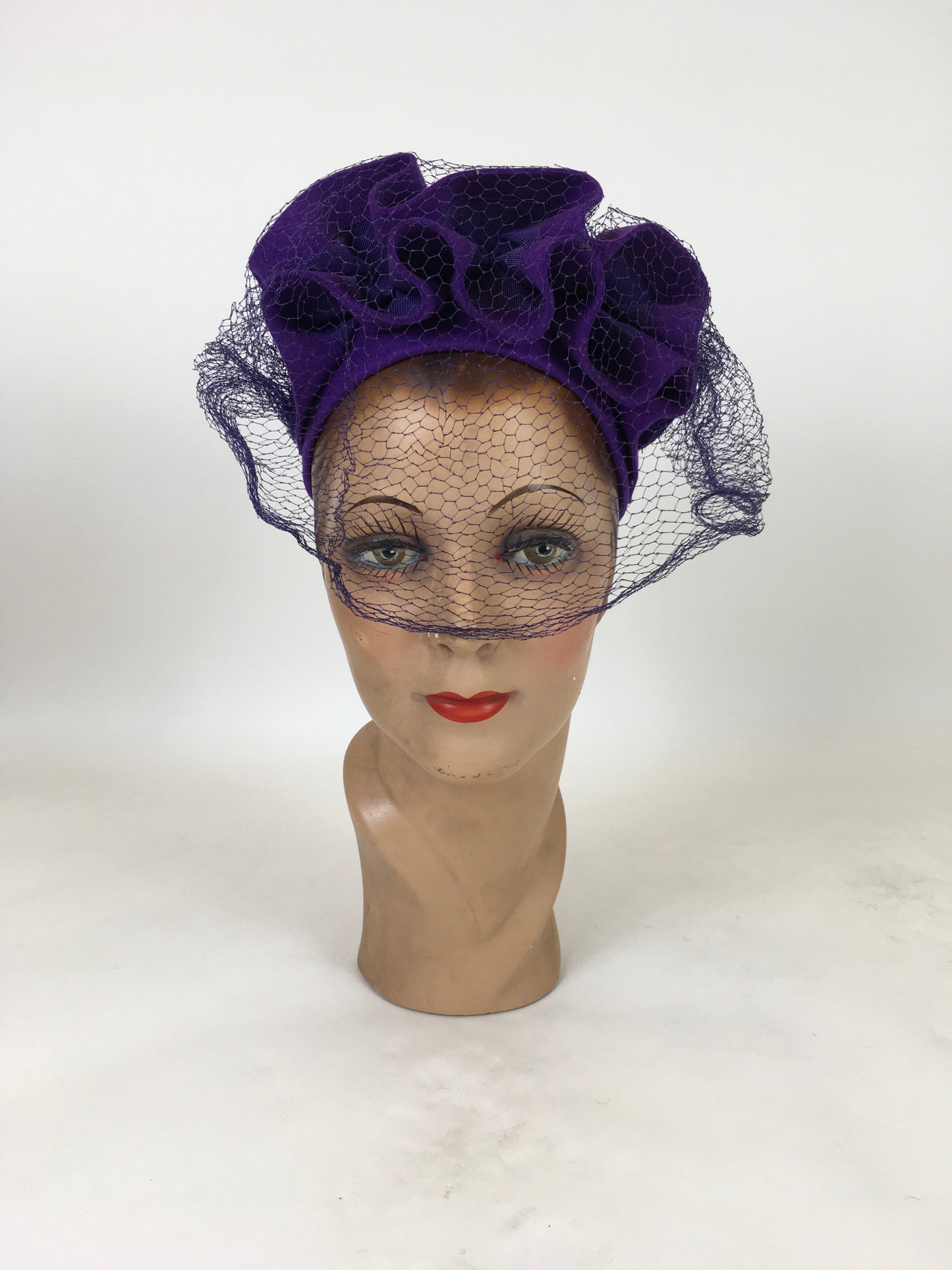 Original 1940's Exquisite 'New York Creations' Hat - In Cadburys Rich Purple