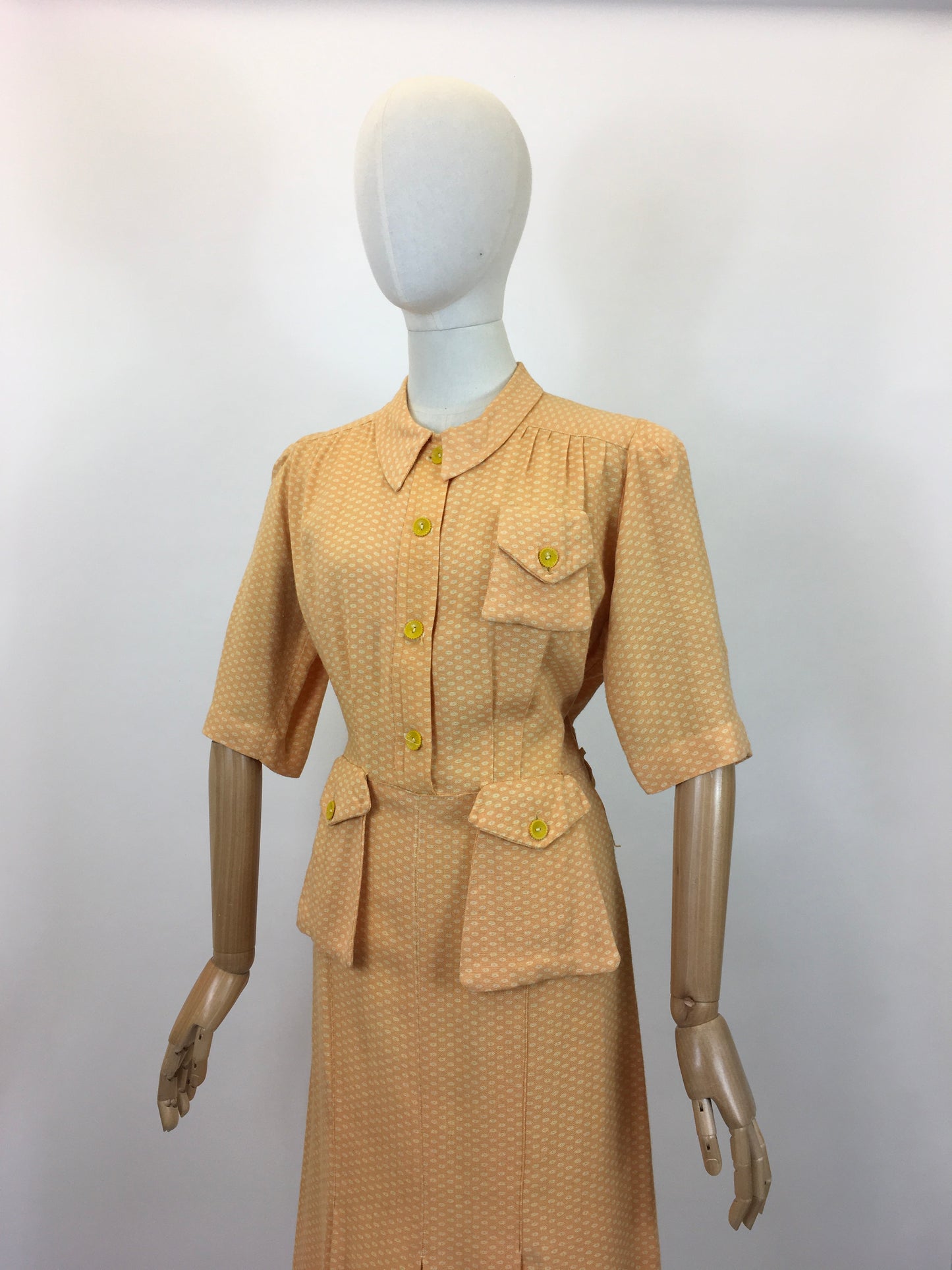 Original 1940's Gorgeous Moygashol Linen Dress - In An Apricot Polka Dot With Yellow Buttons