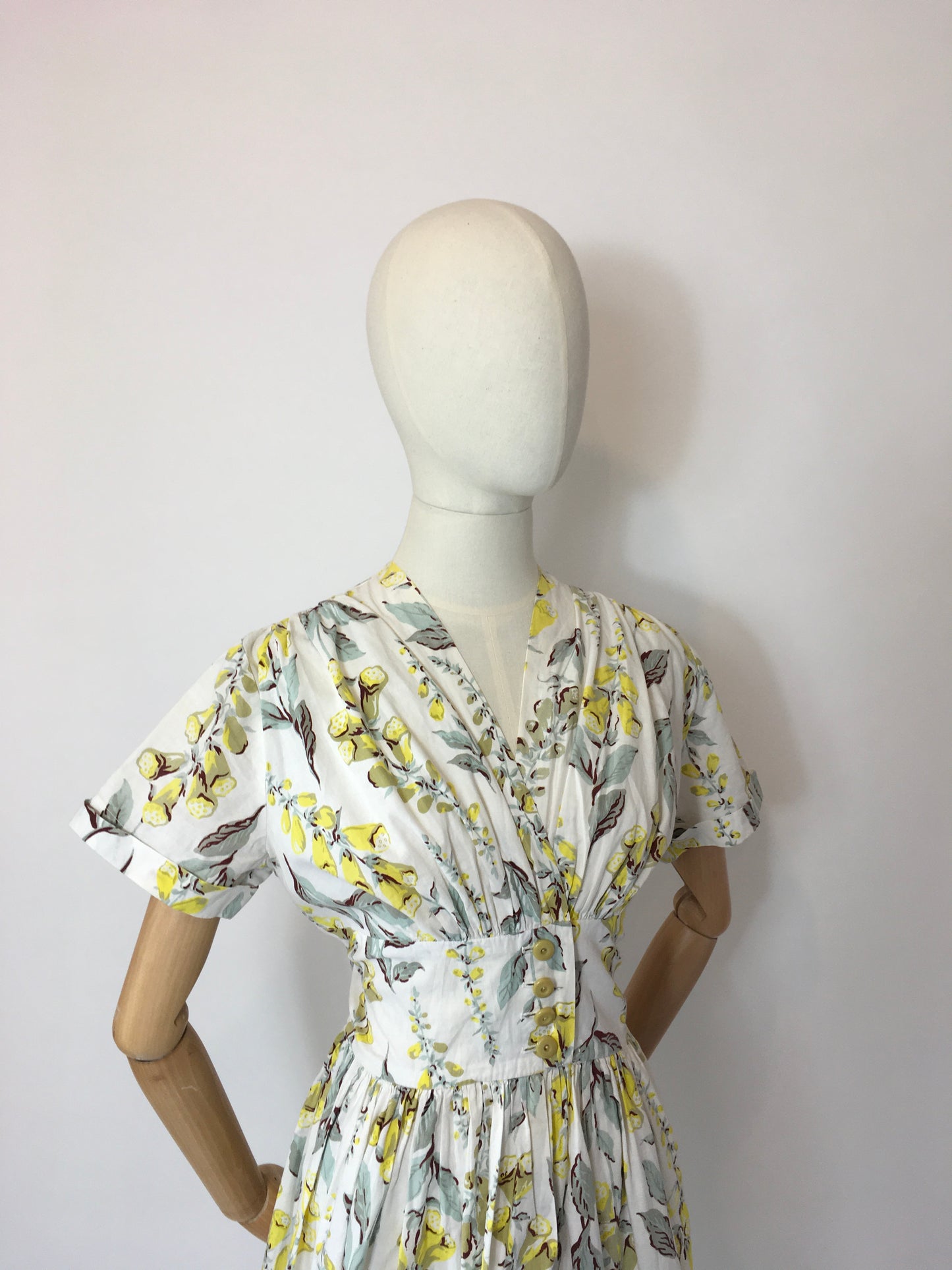 Original 1950s Floral Day Dress - In the Most Beautiful Colour Palette of Buttery Yellows and Mint Greens