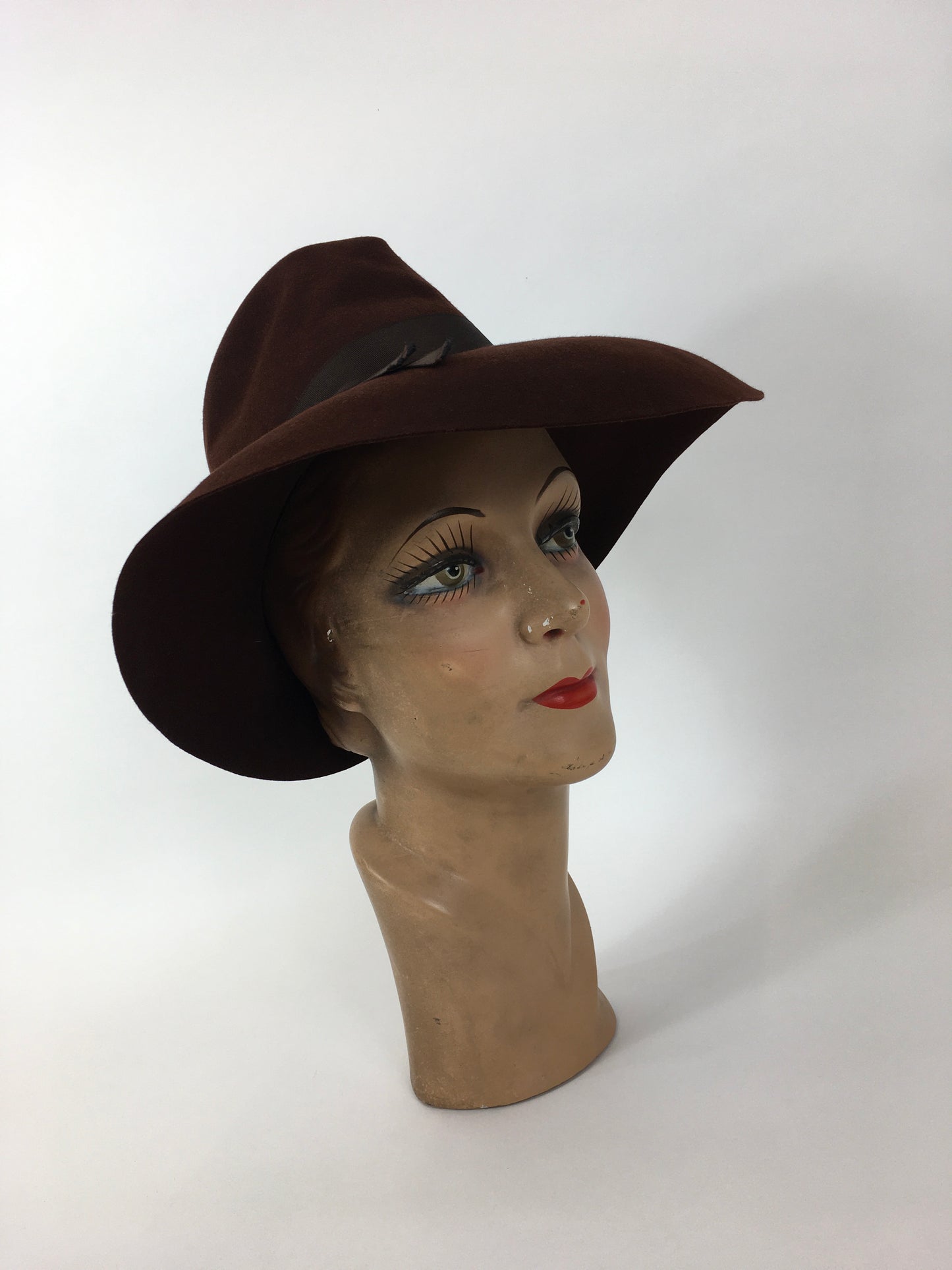 Original 1940’s STUNNING Brown Fedora - Made by ‘ Flechet’