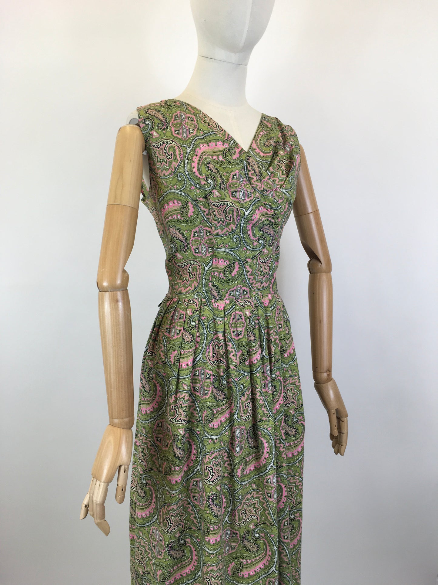 Original 1950’s Darling Cotton Day Dress- In A Beautiful Paisley in Pink & Green
