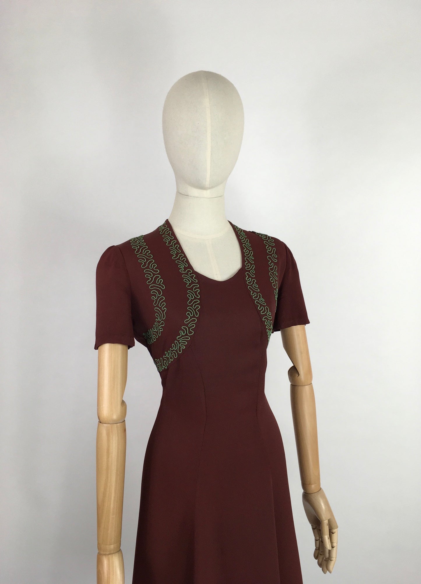 Original 1940’s Day Dress - In A Lovely Brown Crepe With Contrast Green Soutache Detailing