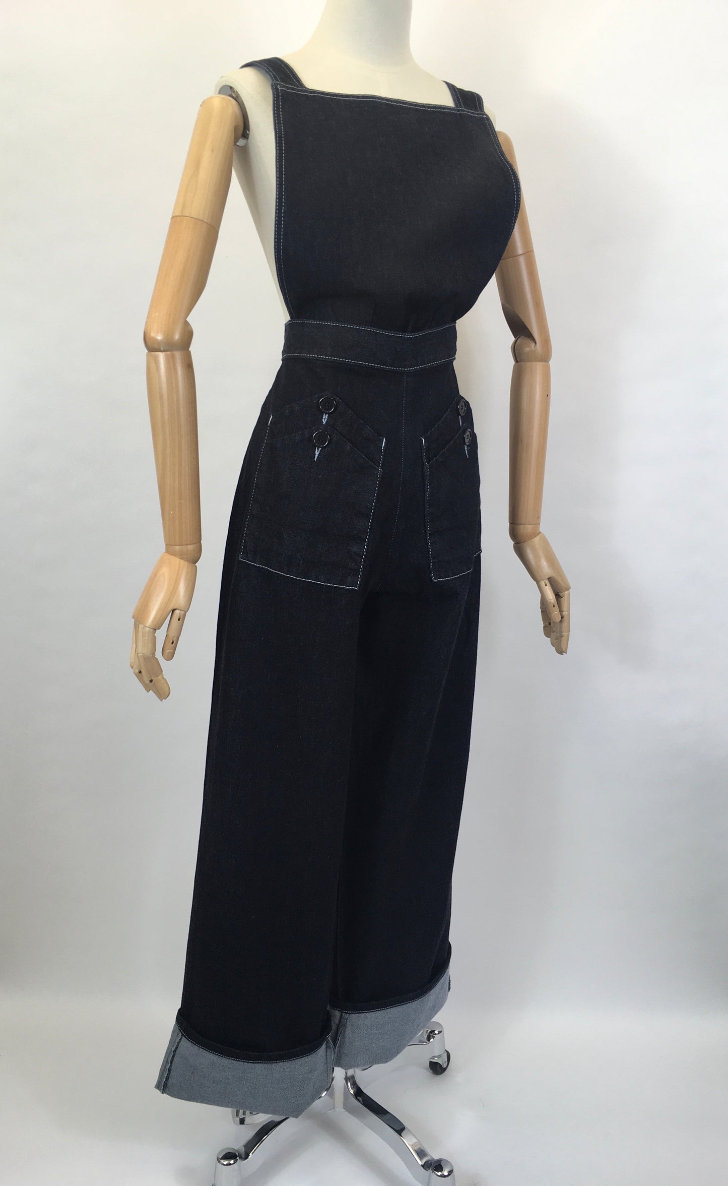 Freddie’s Of Pinewood Home Companion Dungarees - In Indigo