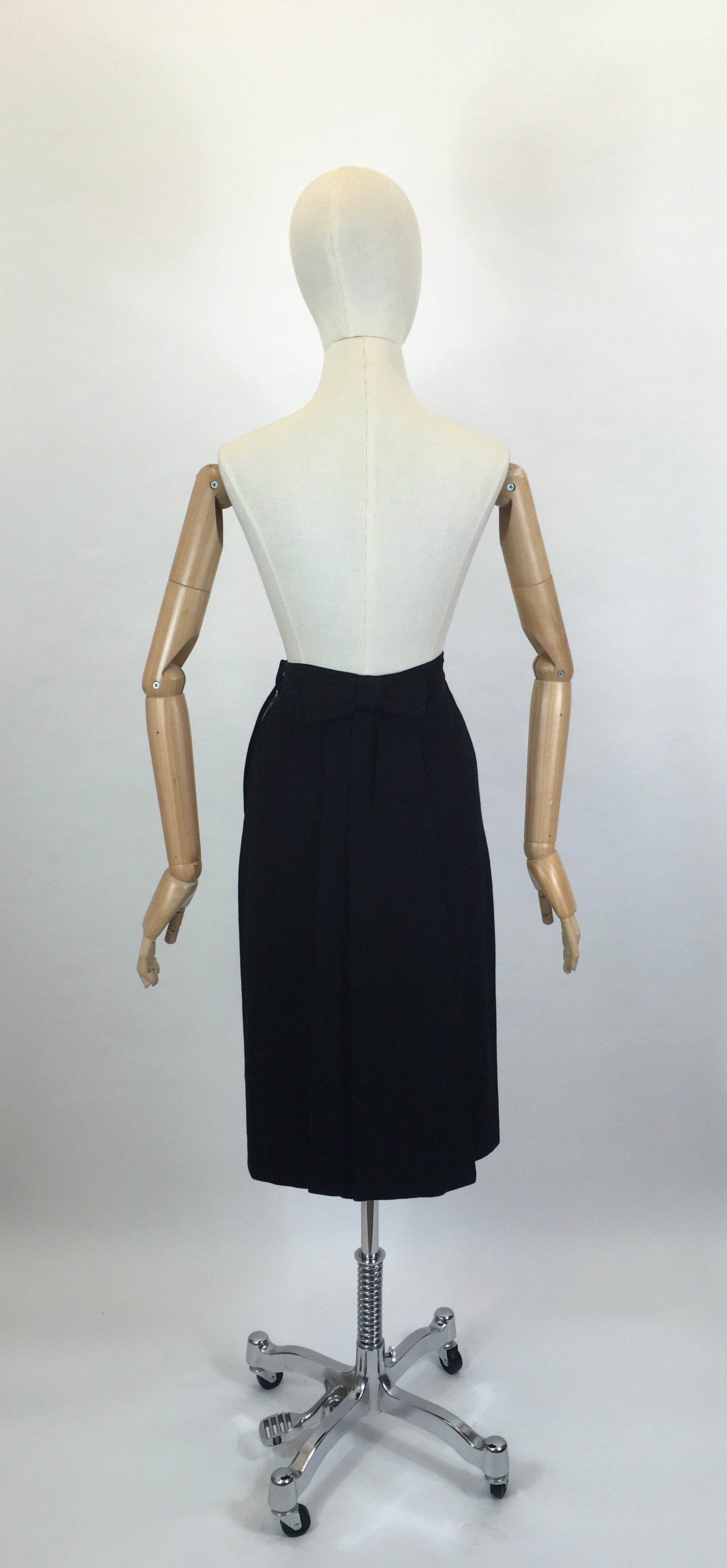 Original 1950’s Black Wool Pencil Skirt - With Amazing Back Bow Detailing