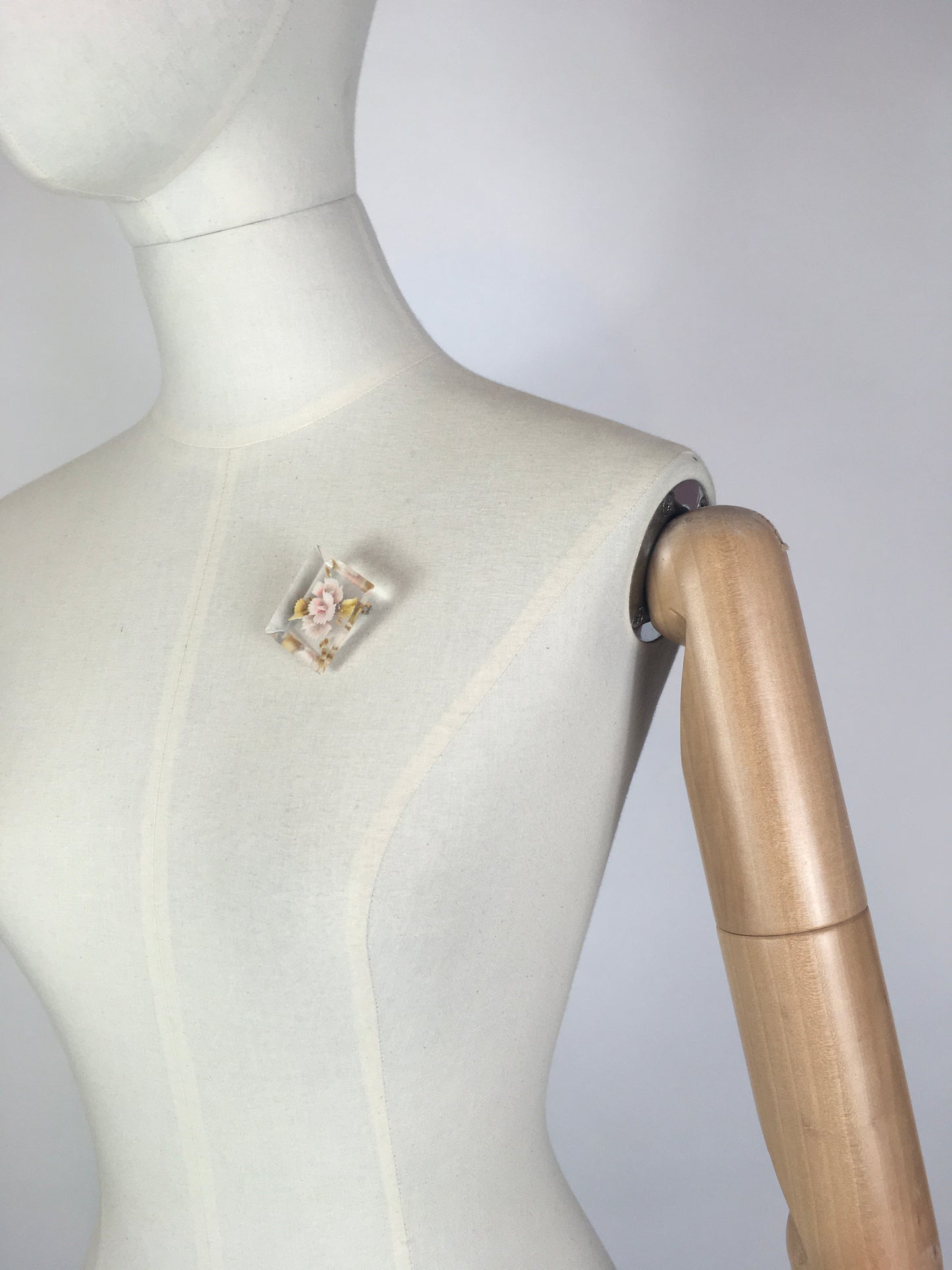 Original 1940’s / 1950’s Floral Lucite Brooch - In A Lovely Soft Pink & Muted Green