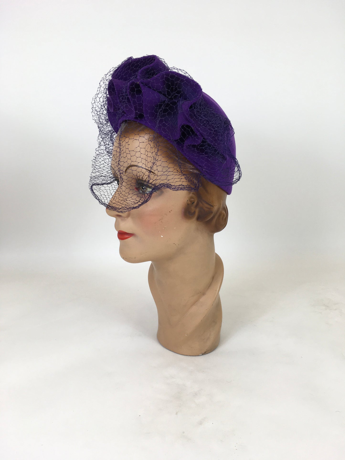 Original 1940's Exquisite 'New York Creations' Hat - In Cadburys Rich Purple