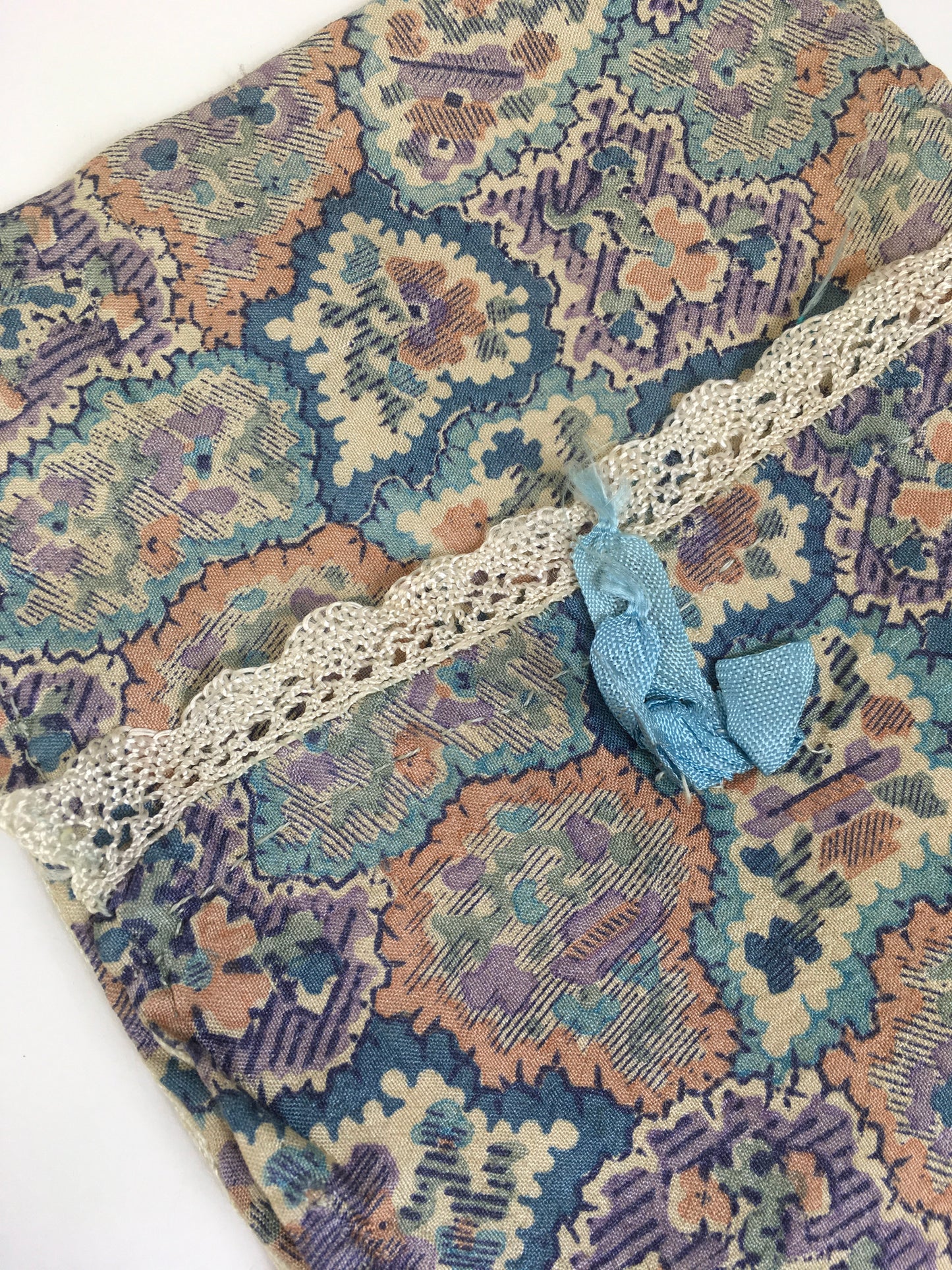 Original 1930’s / 1940’s Hankie / Stockings Case - Great For Keeping Smalls Safe