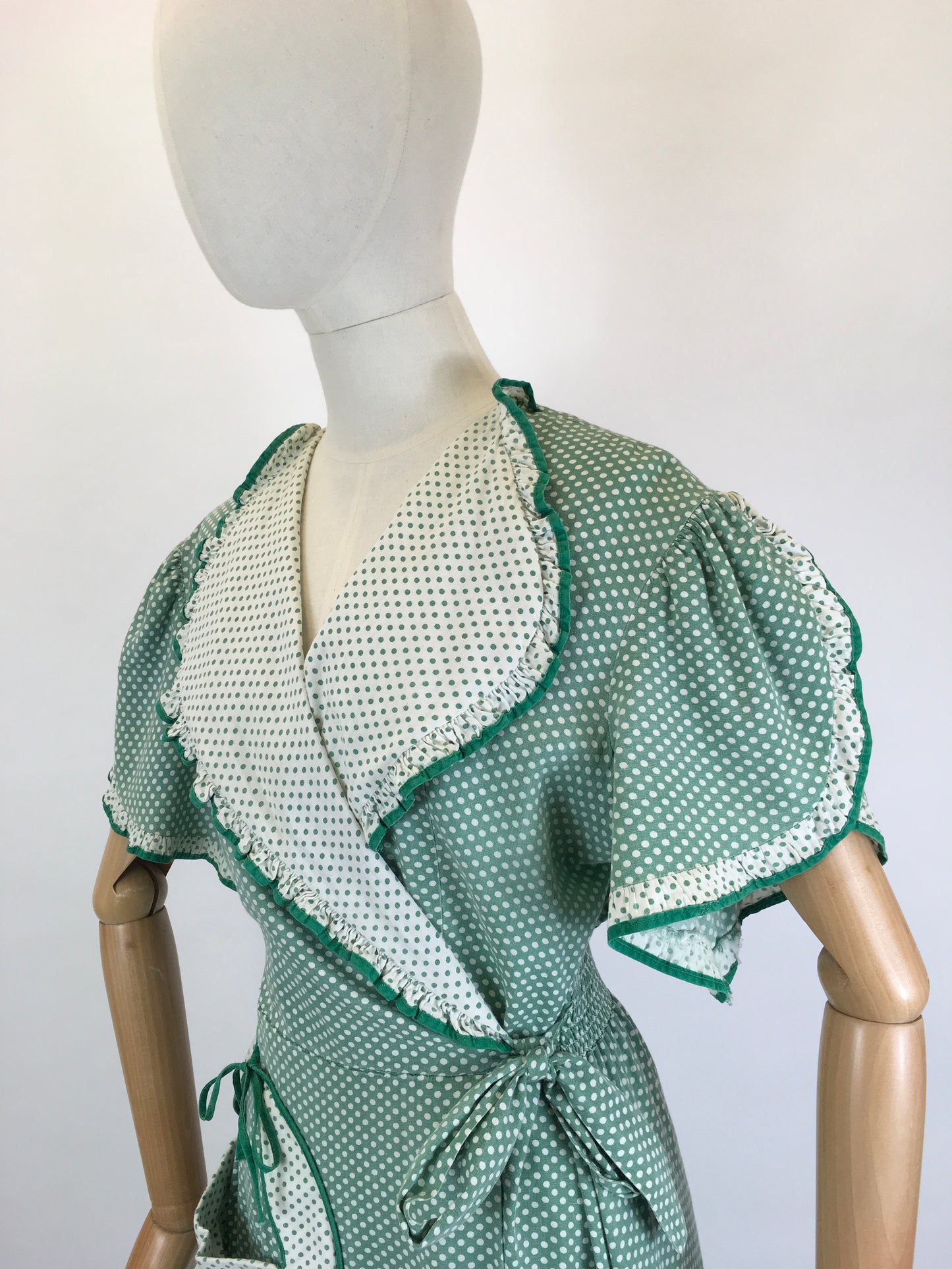 Original 1940’s SENSATIONAL Wrap House Dress - In A Fabulous Green & White Polka Dot