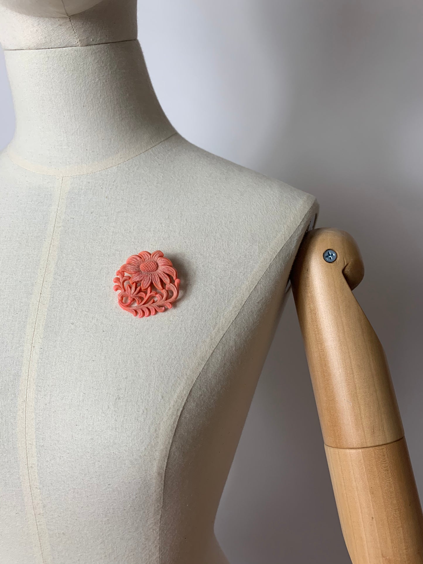 Original 1940’s Floral Brooch - In a lovely Soft Coral Colour