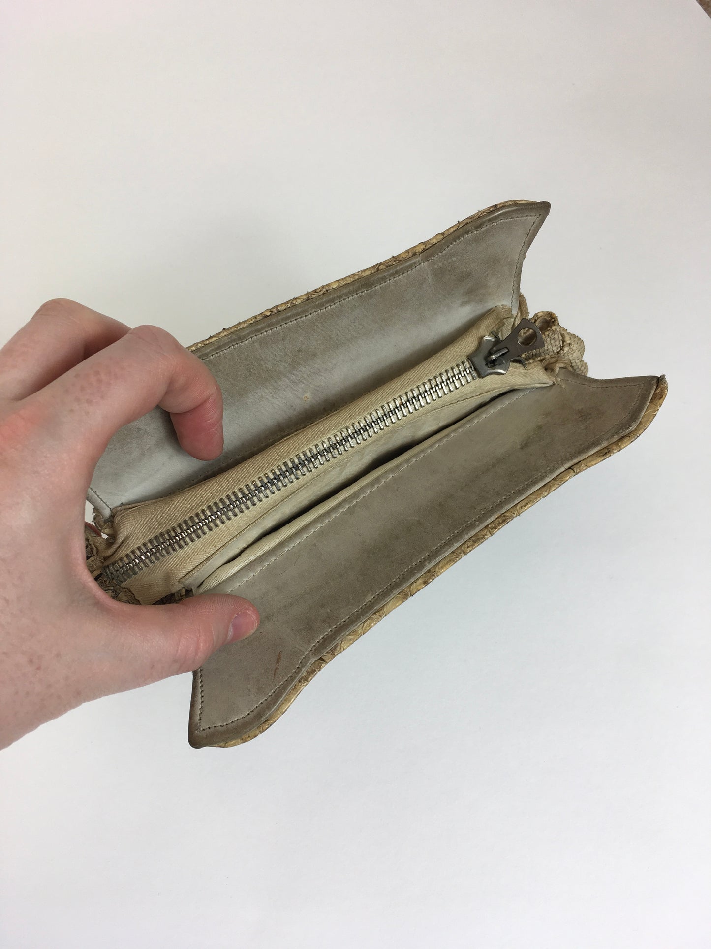 Original 1930’s Beautiful Skin Clutch Handbag - In A Fabulous Deco Shape