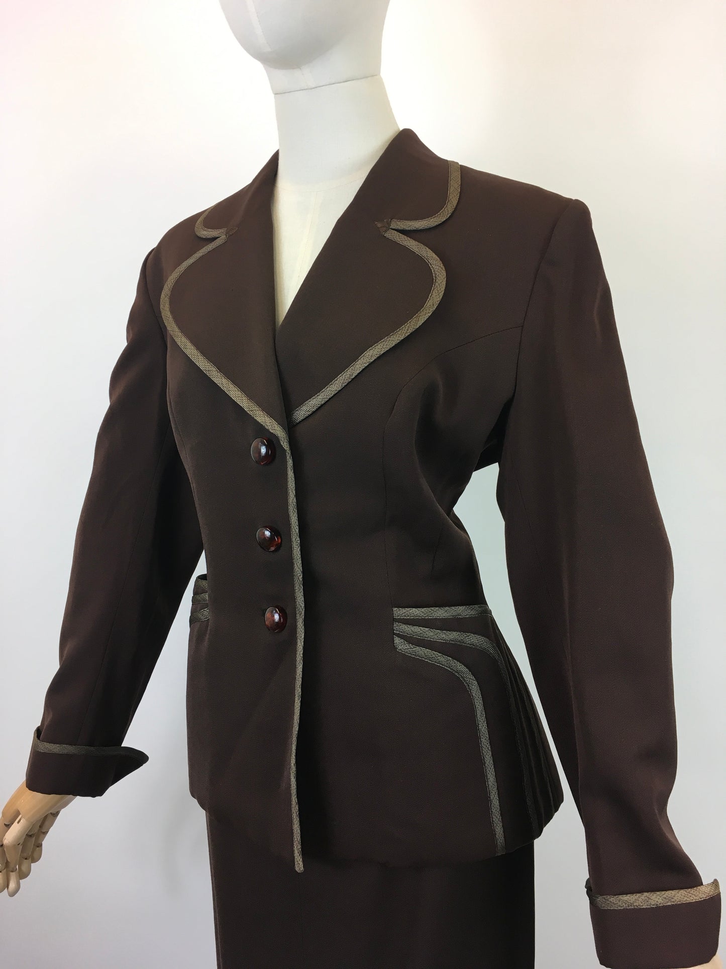 Original Sensational 1940’s American 2pc Suit by ‘ Betty Hill, California’ - In Rich Chocolate Brown with Stunning Details