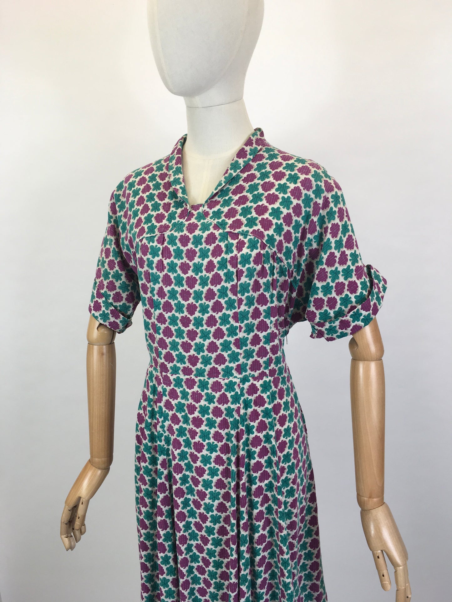 Original 1940’s Darling Day Dress As is - In Purple, Turquoise & White Seersucker