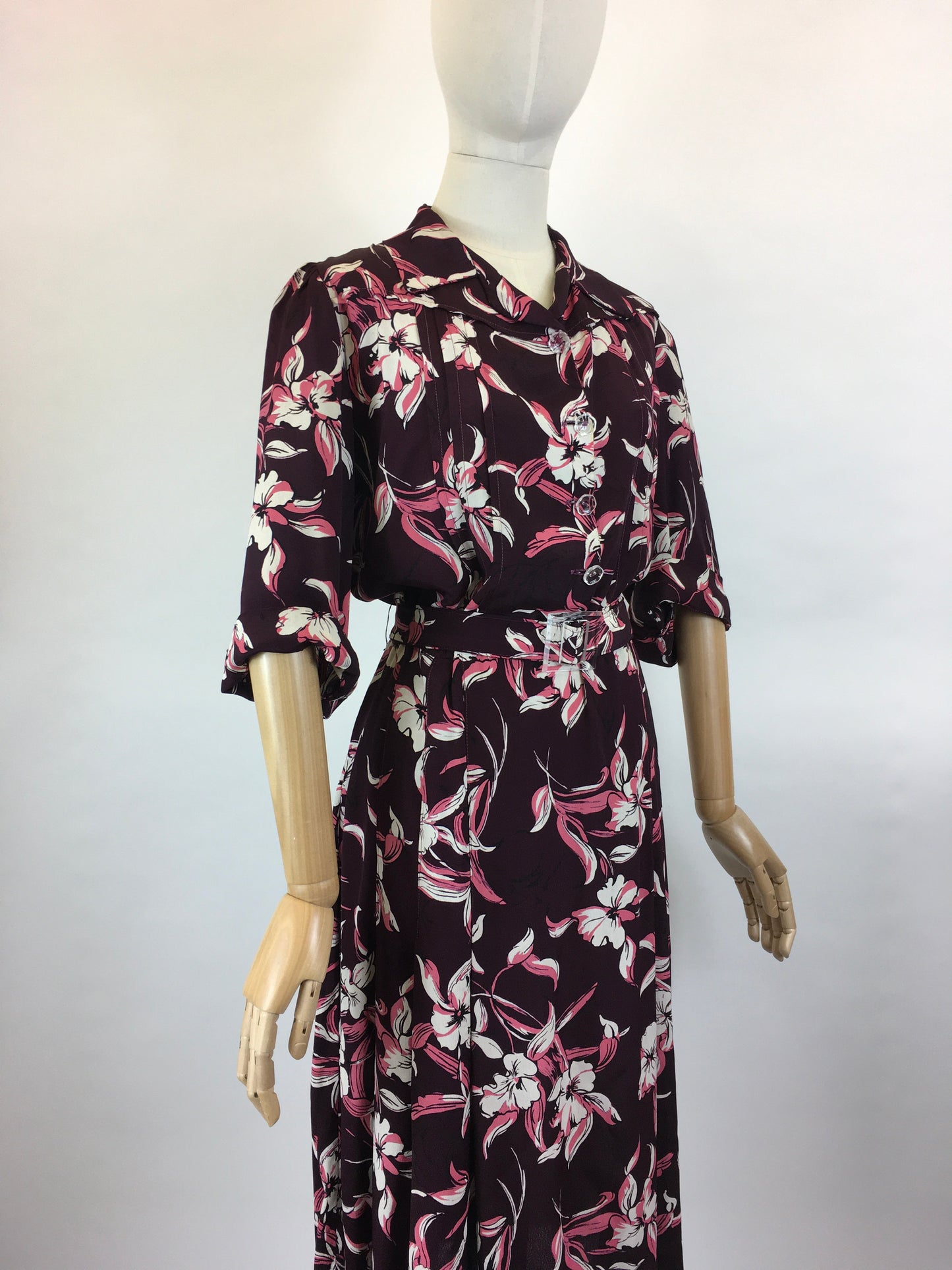 Original 1940’s Stunning Volup Rayon Dress - In A Winter Berry Floral