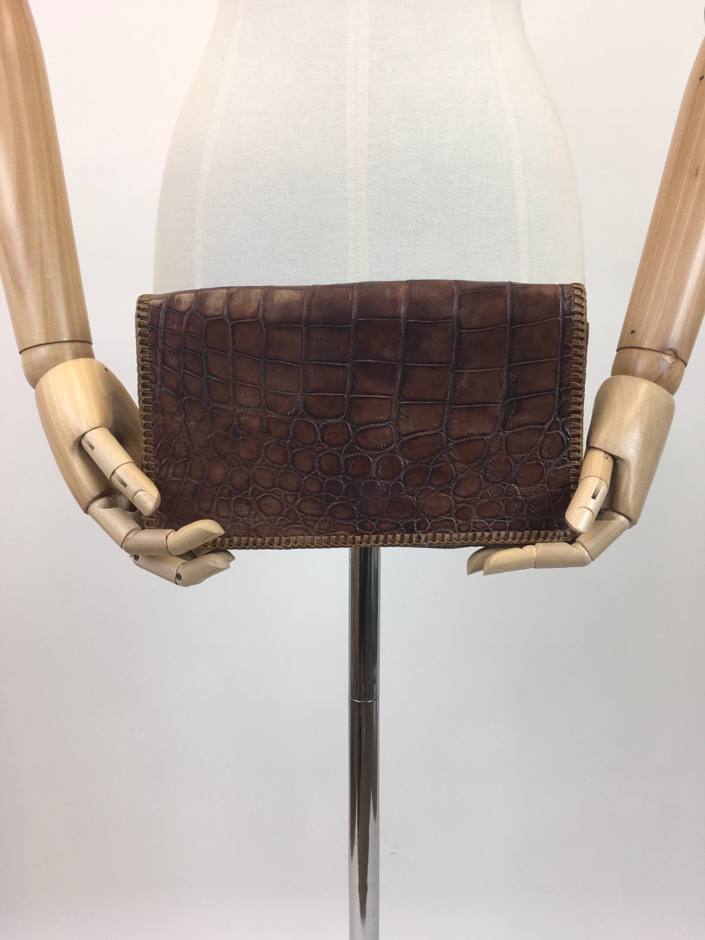 Original 1930's Classic Leather Clutch Handbag - With Handy Internal Compartments